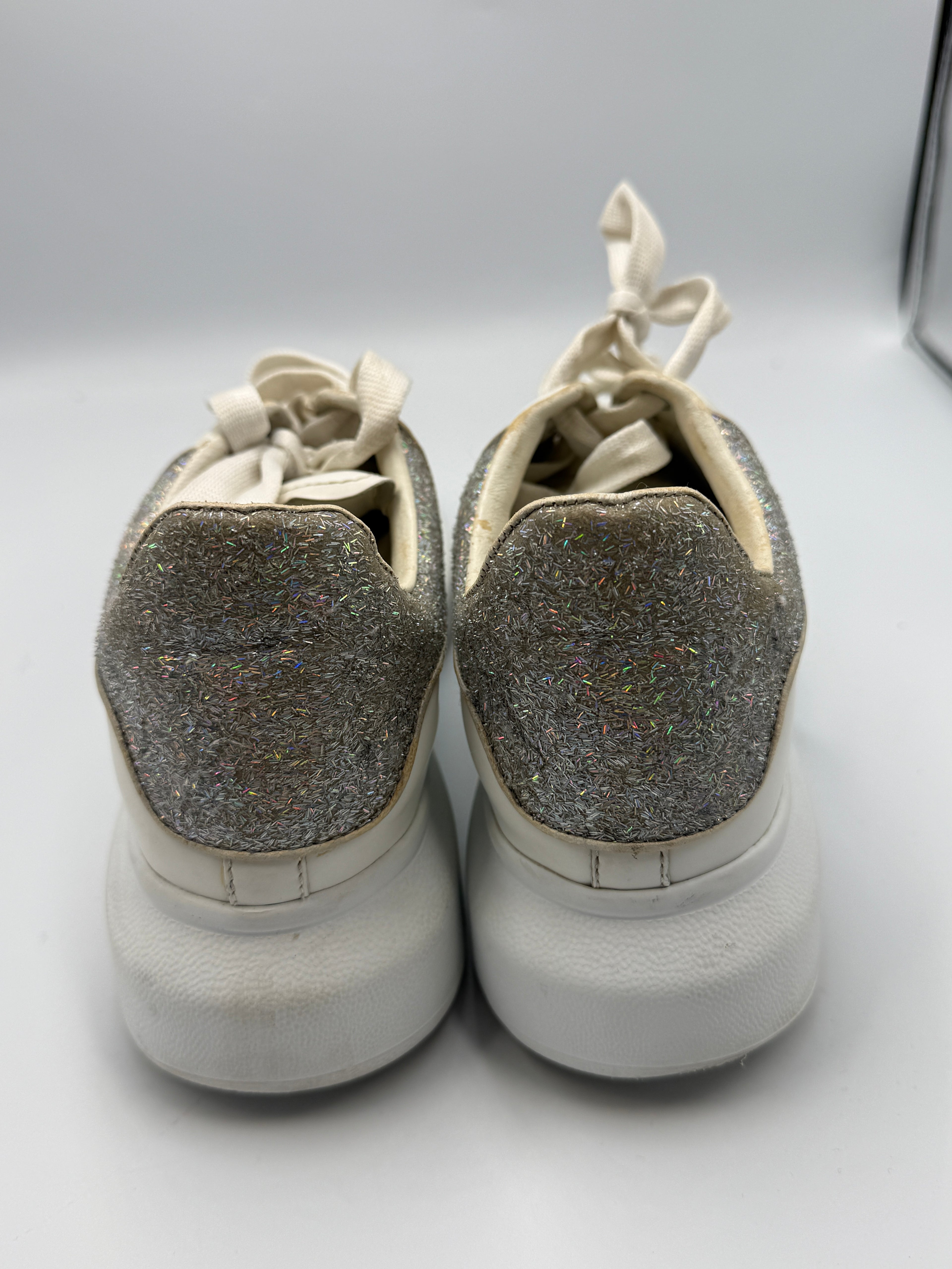 Alexander McQueen White Sneakers Pre-owned