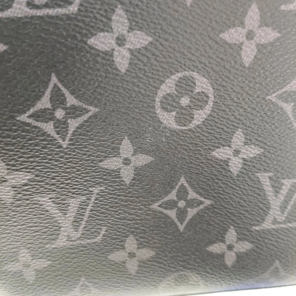 LV Men's Trio Messenger