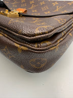 Pre-owned (2016)  Louis Vuitton Pochette Métis -Monogram Canvas - Crossbody Bag