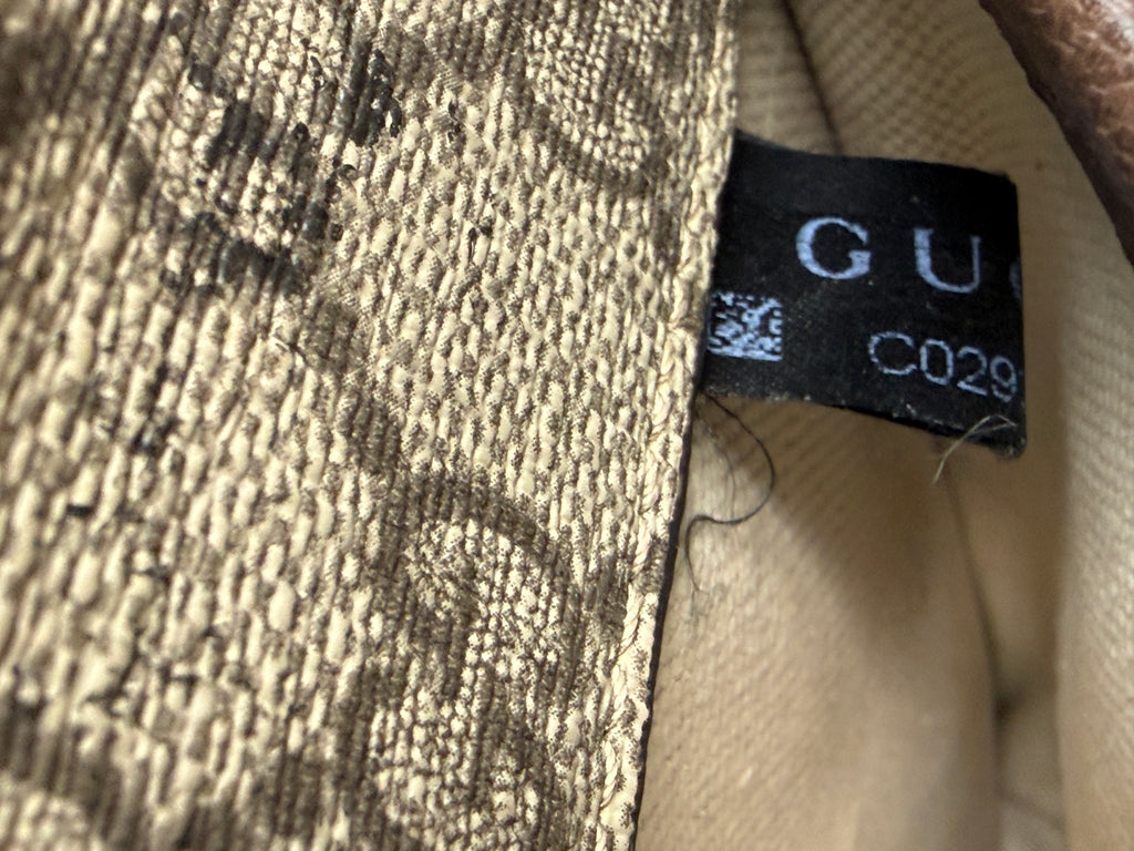 Gucci Neo Vintage GG Supreme Belt Bag – Beige/Ebony Canvas – Pre-owned Authentic Waist Bag