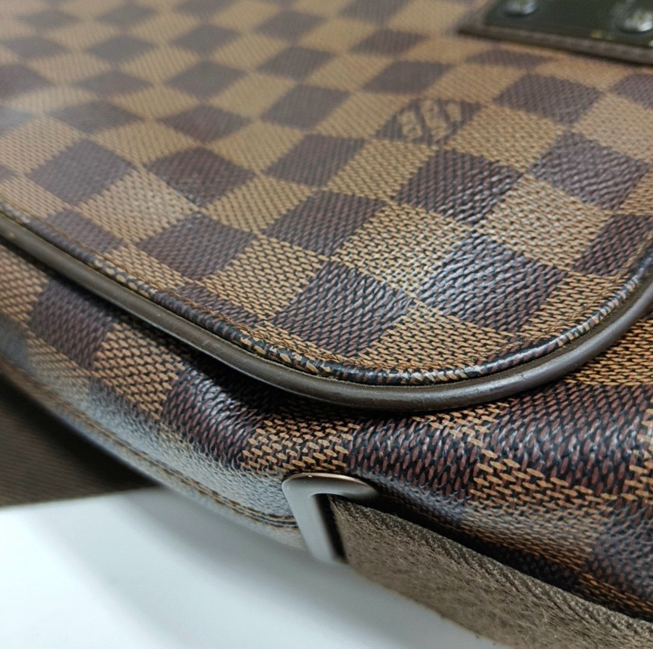 Louis Vuitton Damier Ebene Brooklyn MM Messenger Bag