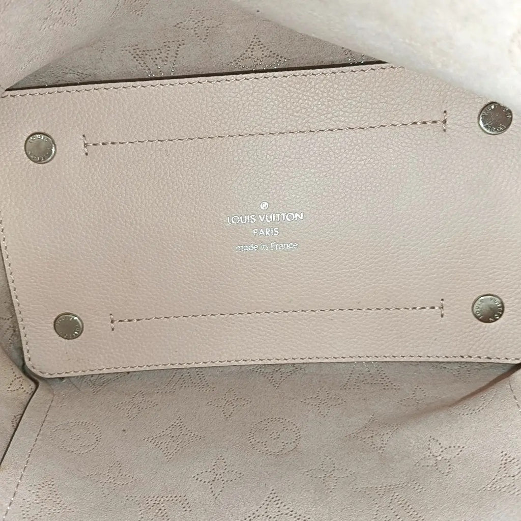 Louis Vuitton Hina PM