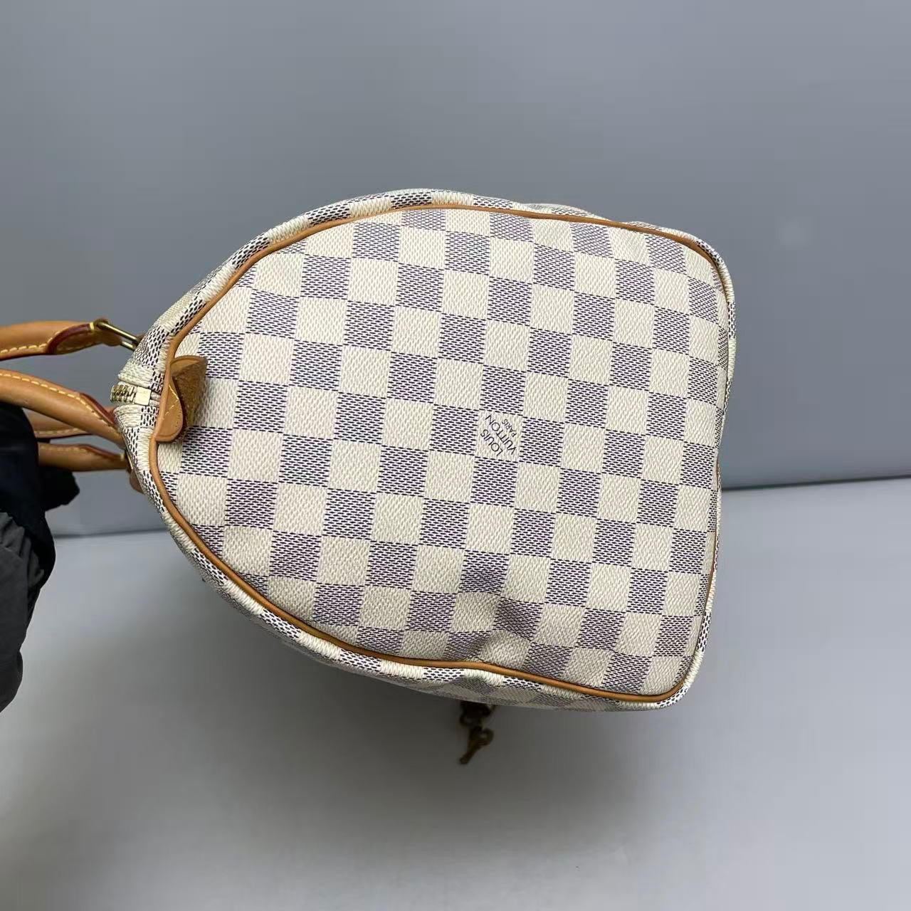 Louis Vuitton Damier Azur Speedy 30 Handbag with Gold-Tone Lock and Keys