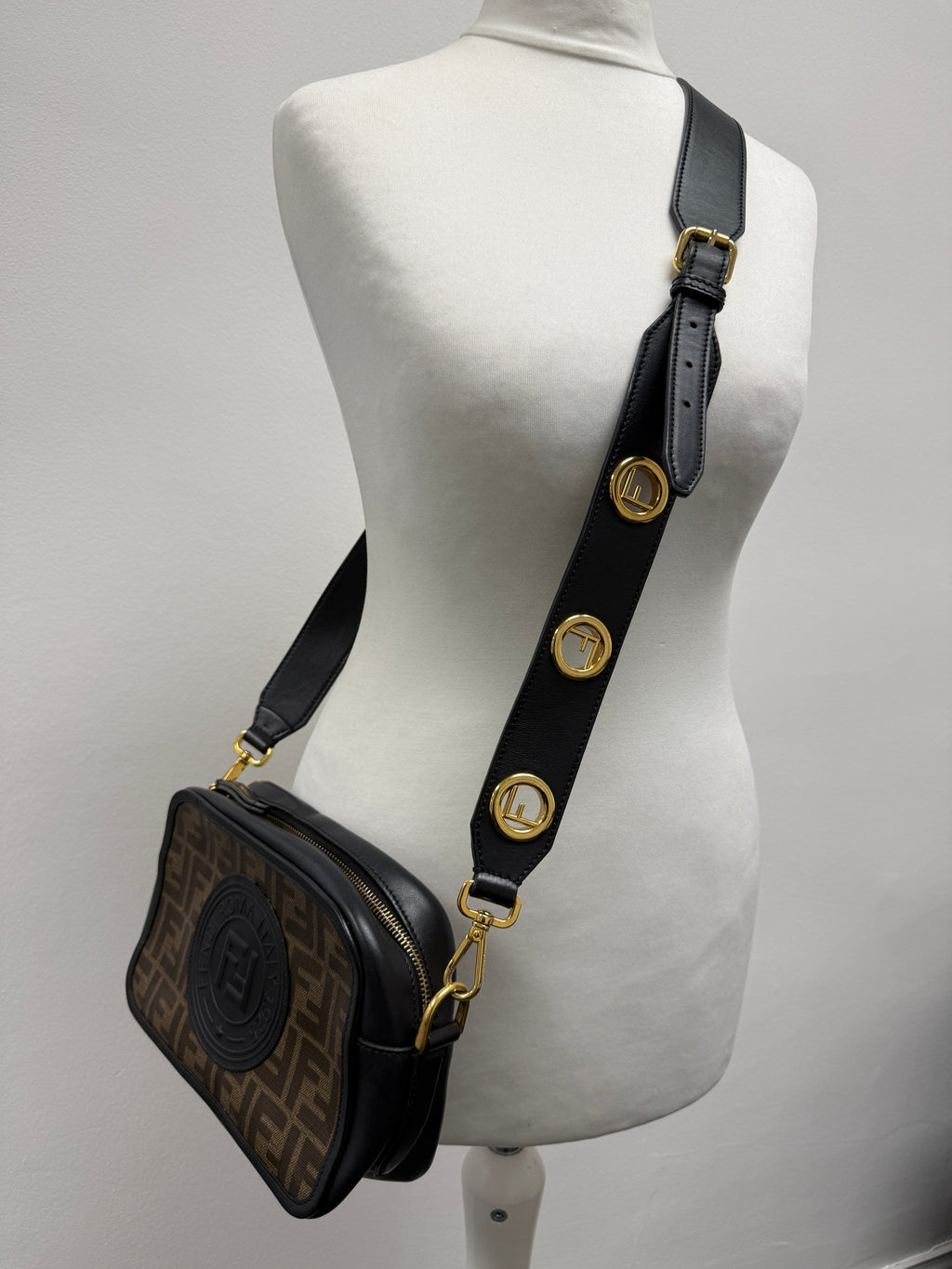 Fendi FF Zucca Tapestry Camera Case Bag in Brown Canvas and Black Leather