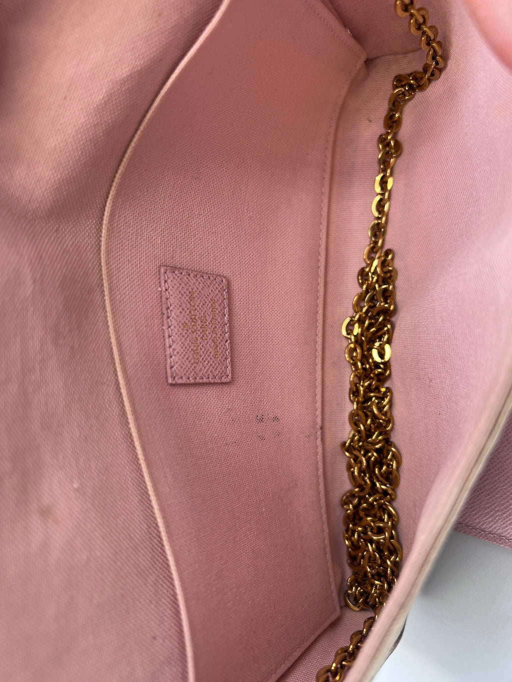 Louis Vuitton Félicie Pochette (2017) in Damier Azur Canvas - Preloved