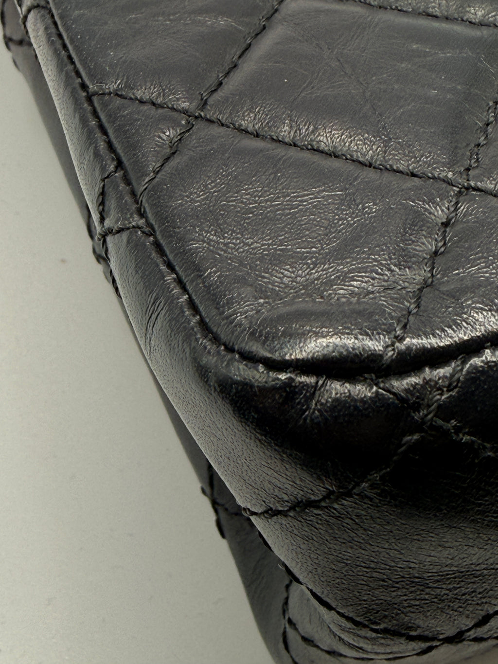Pre-owned Chanel Black 2.55 Reissue Classic Flap Bag