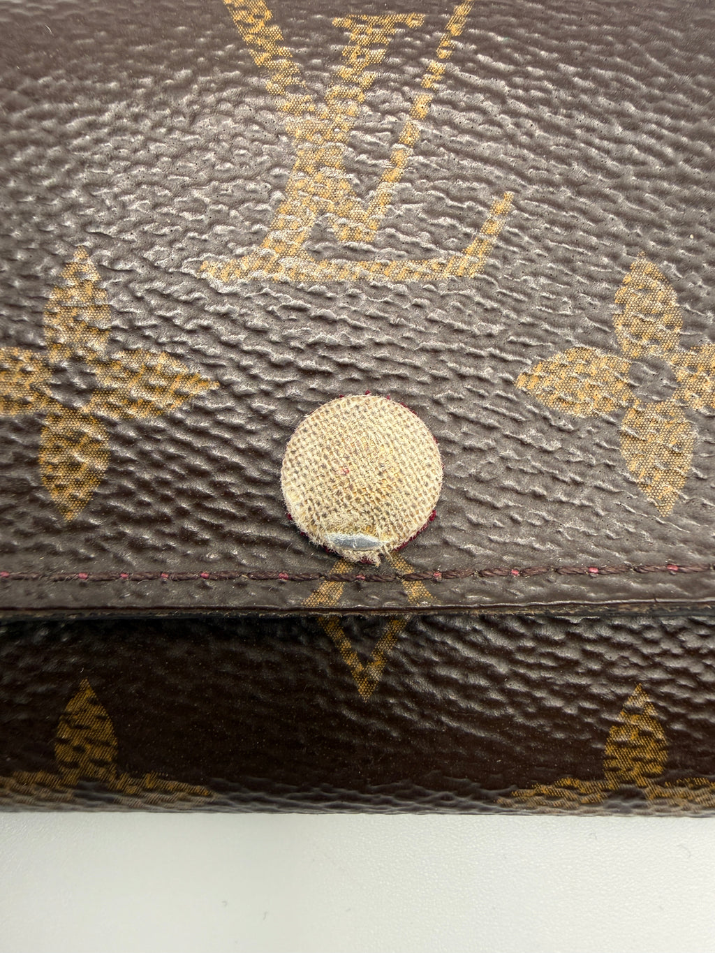 Vintage Louis Vuitton Monogram 6-Key Holder - Pink Taiga Leather Interior
