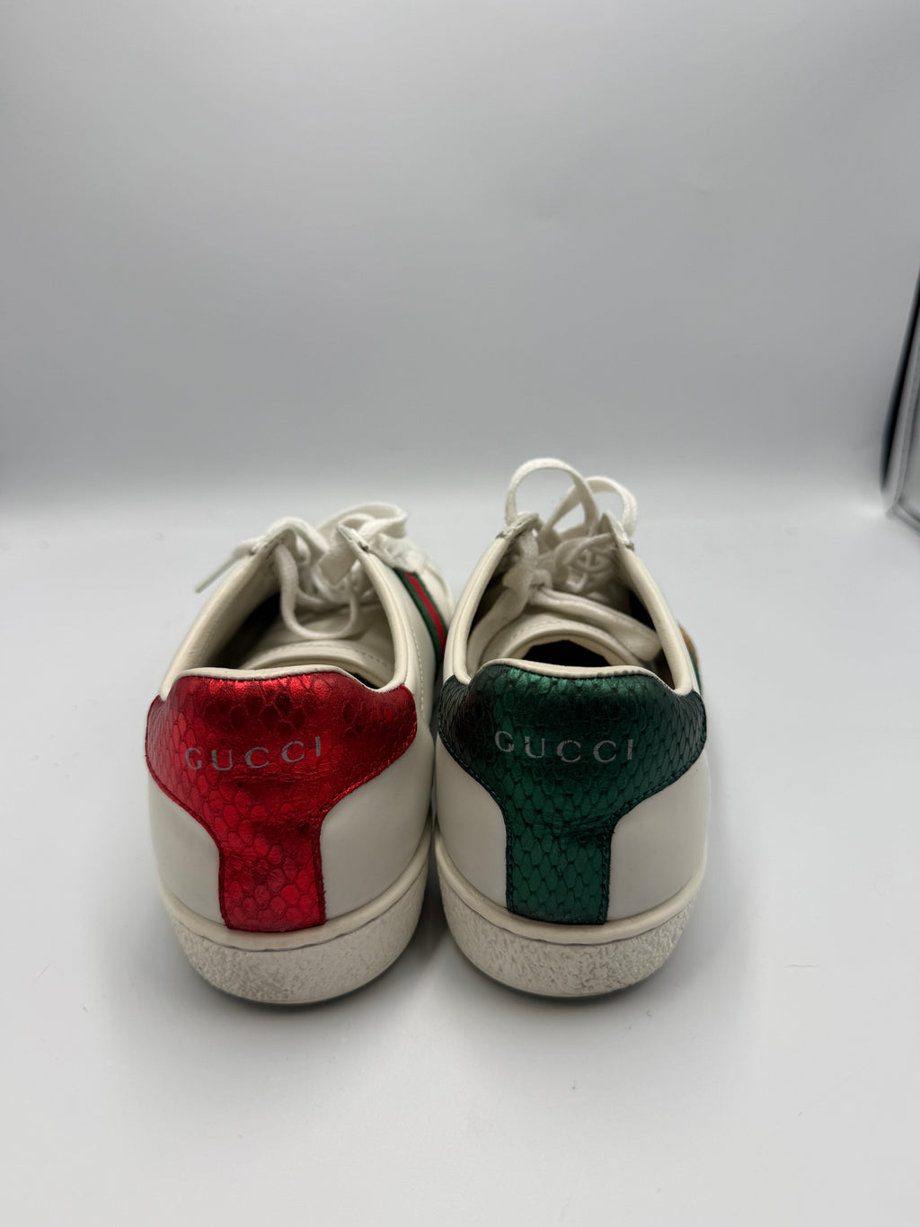 Gucci Sneakers in White Pre-owned