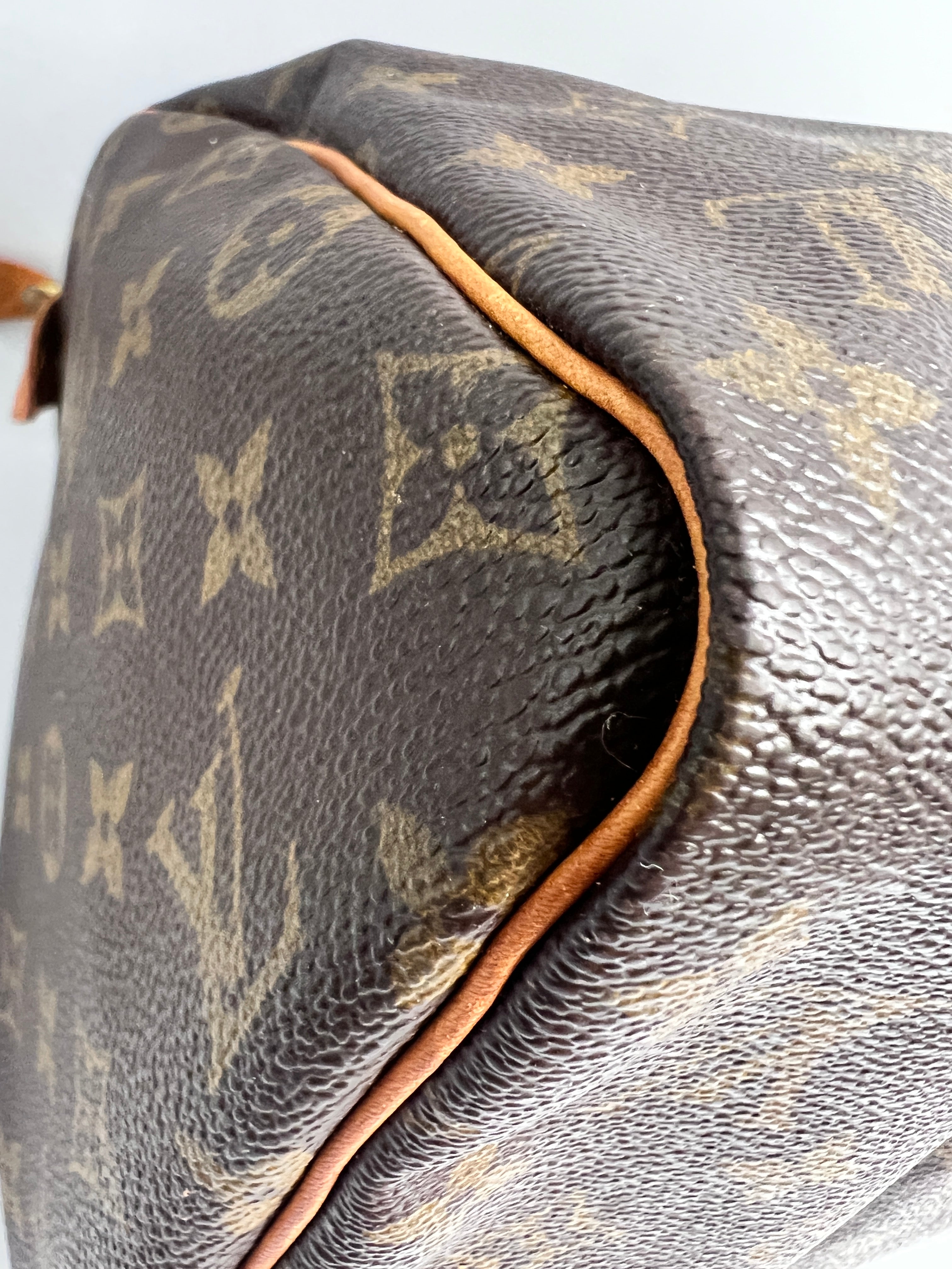 Louis Vuitton (1996) Speedy 30 Monogram Duffle Bag