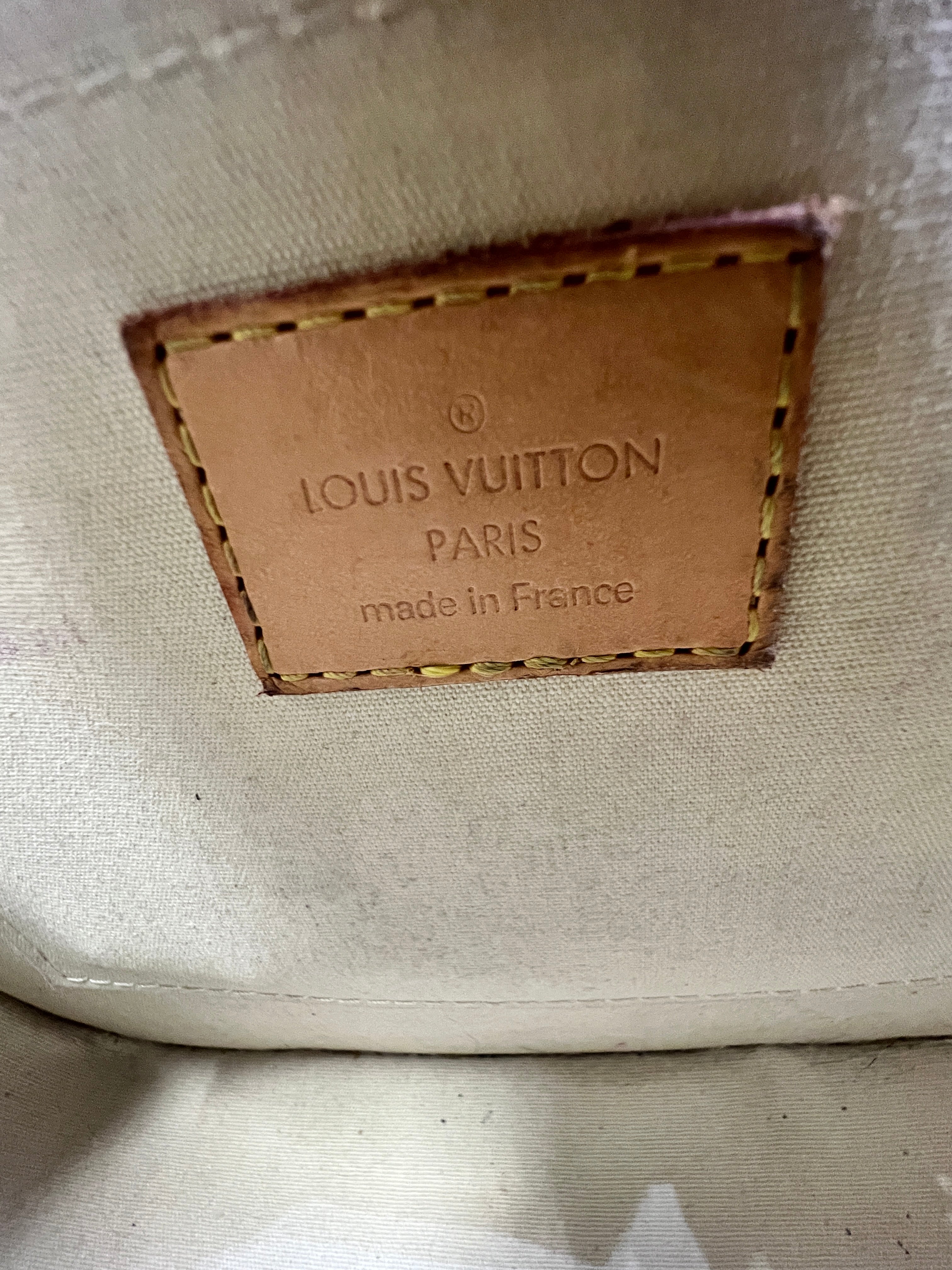 Louis Vuitton Bellflower in Blanc Corail Monogram Vernis