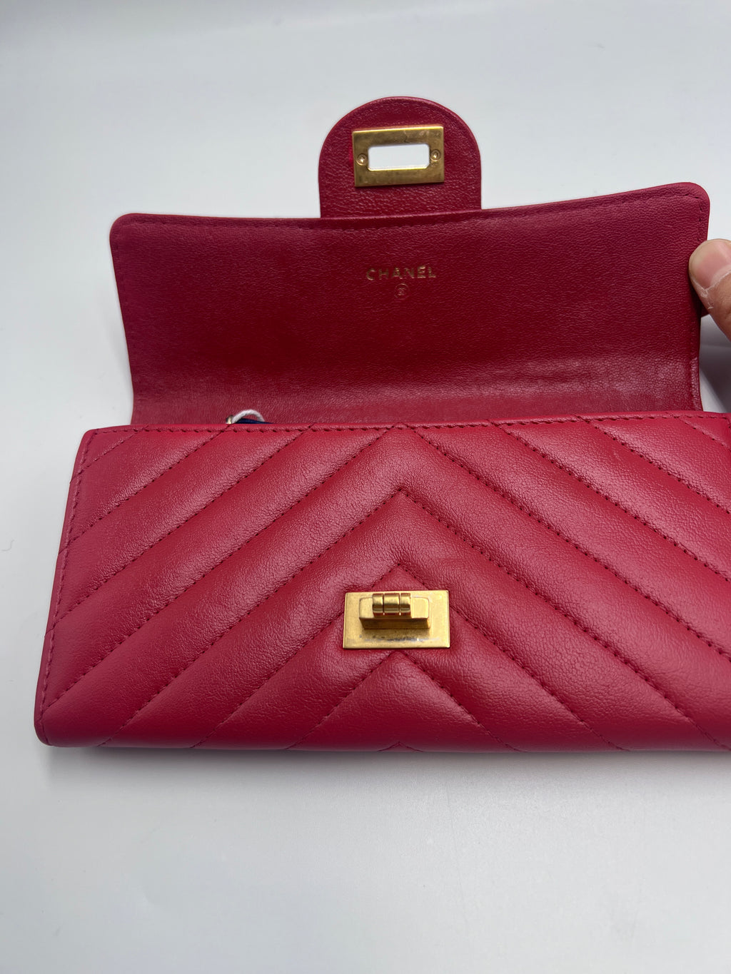 Chanel 2.55 Reissue Chevron Quilted Flap Long Wallet in Fuchsia / Dark Pink Calfskin with Gold Hardware