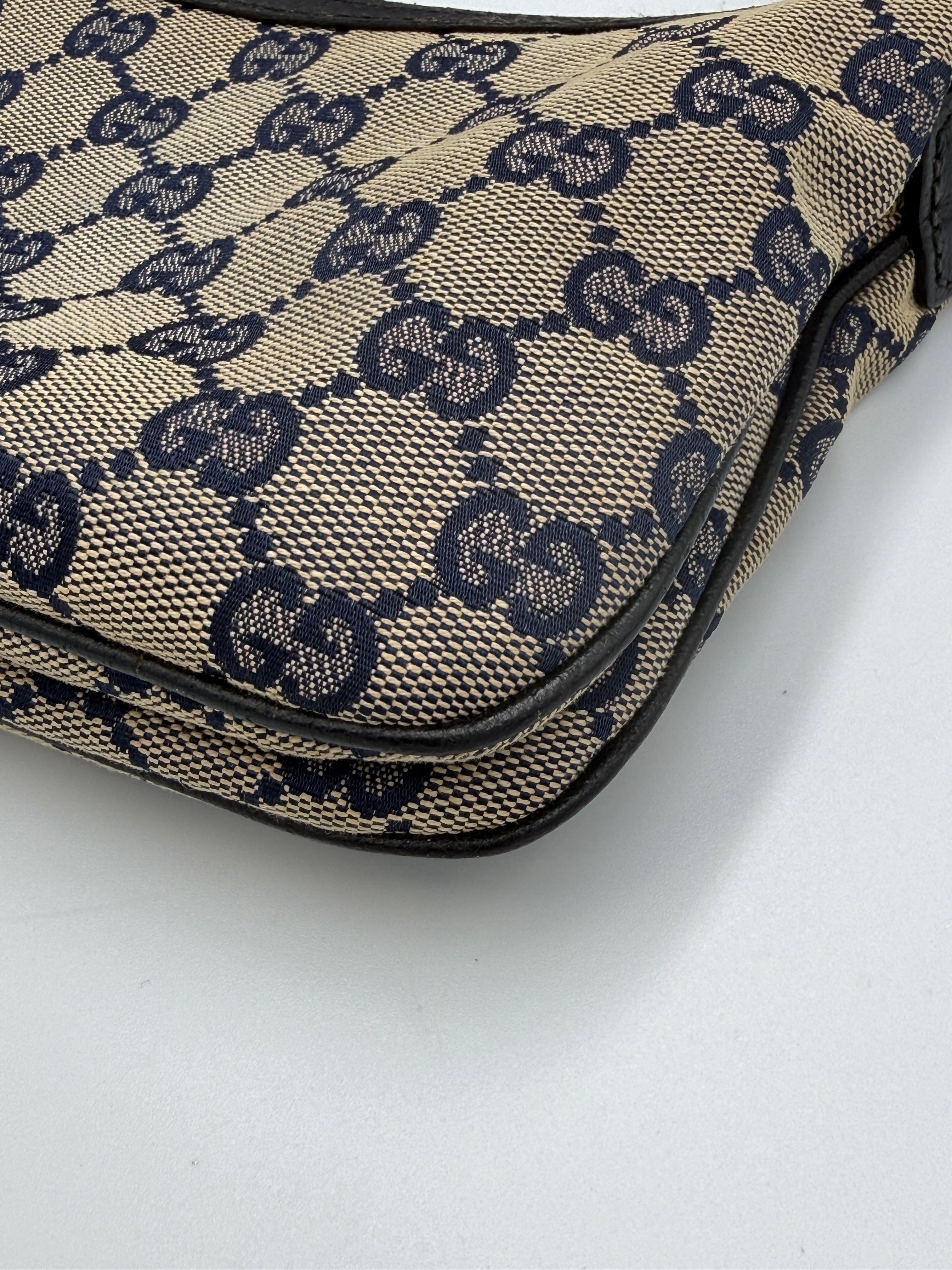 Vintage Gucci GG Canvas Pochette - Beige Monogram Mini Bag
