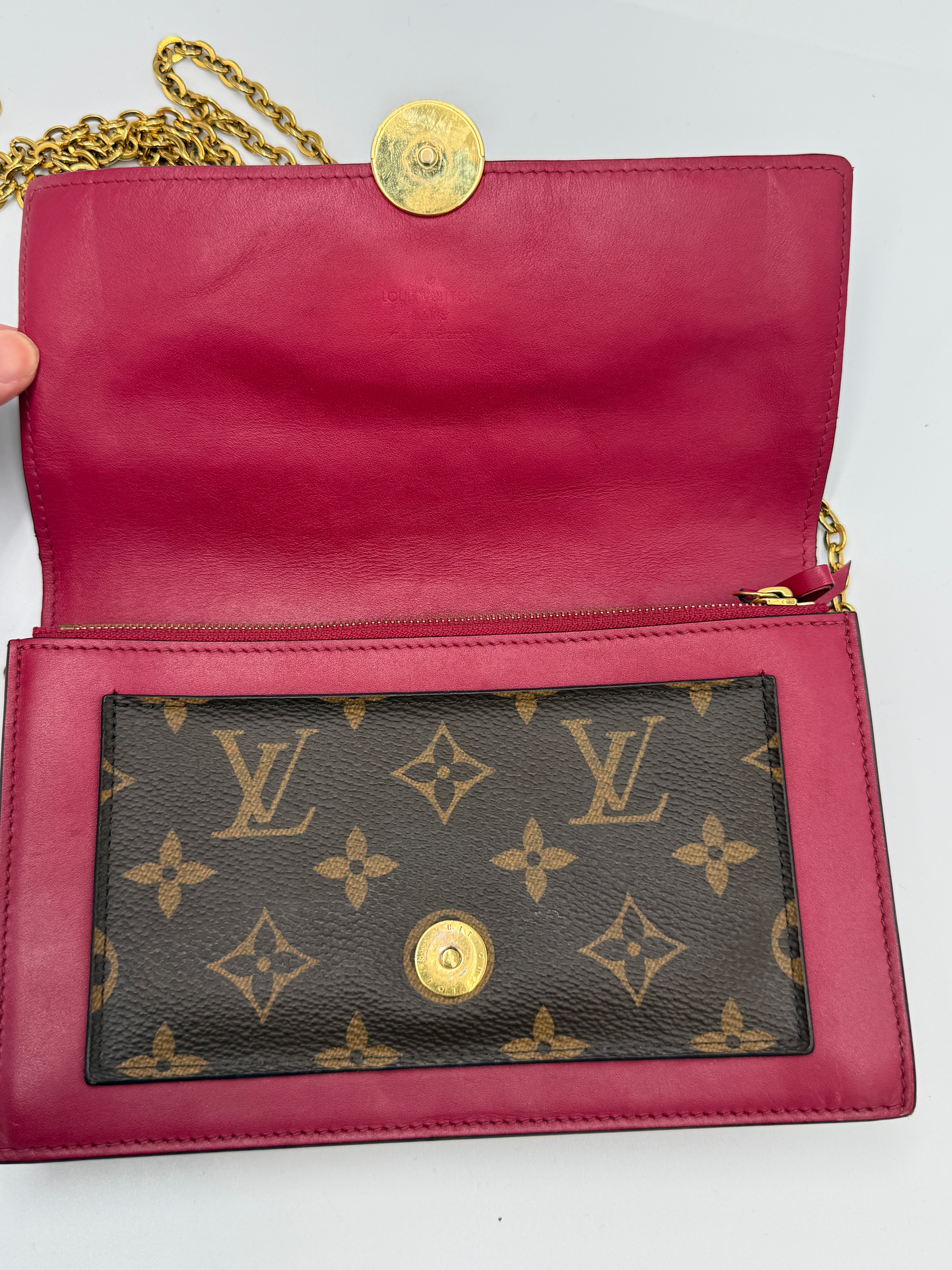 Louis Vuitton Fuchsia Monogram Canvas Flore Chain Wallet Bag