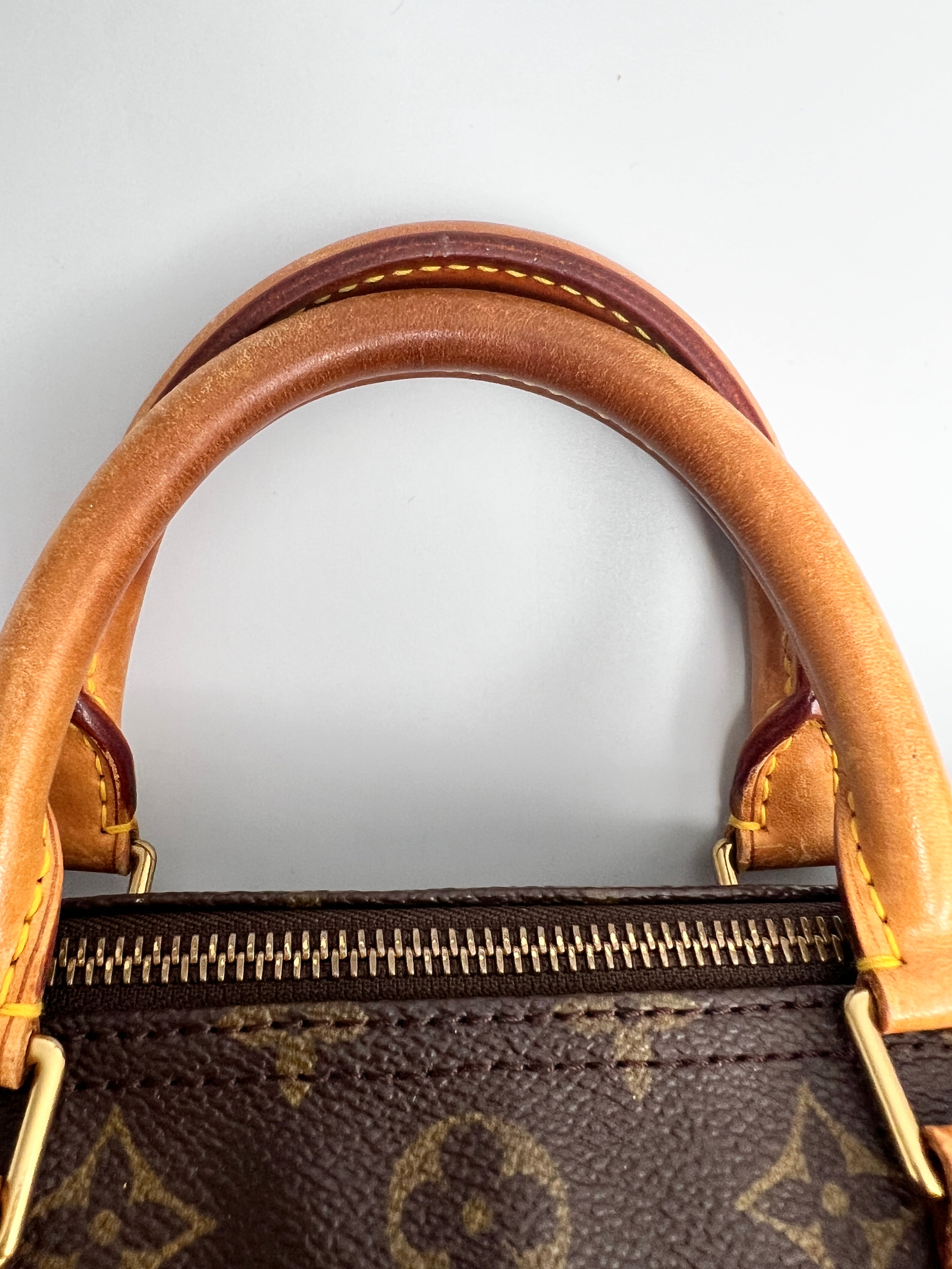 Louis Vuitton (1996) Speedy 30 Monogram Duffle Bag