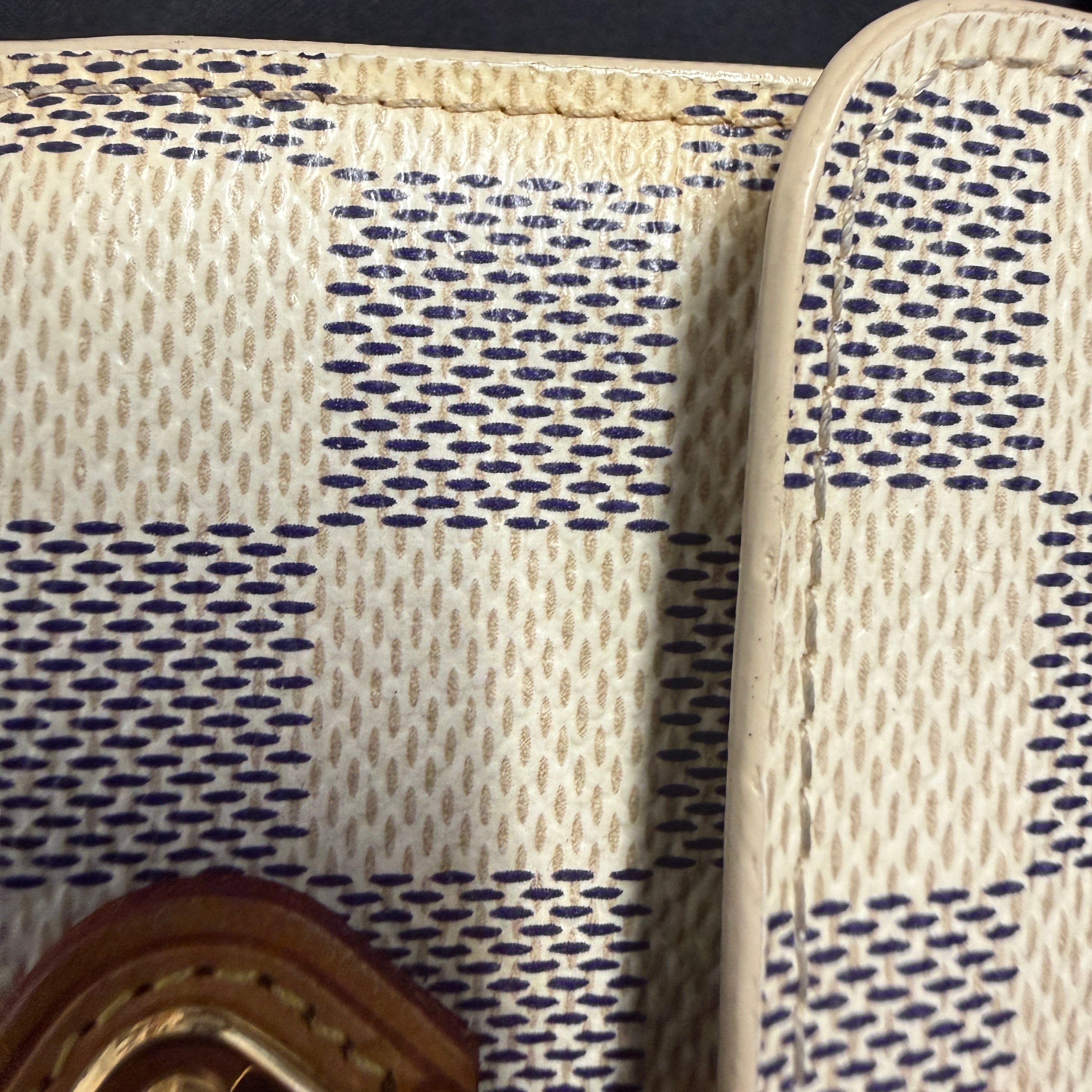 Louis Vuitton Koala Wallet in Damiere Azur Canvas