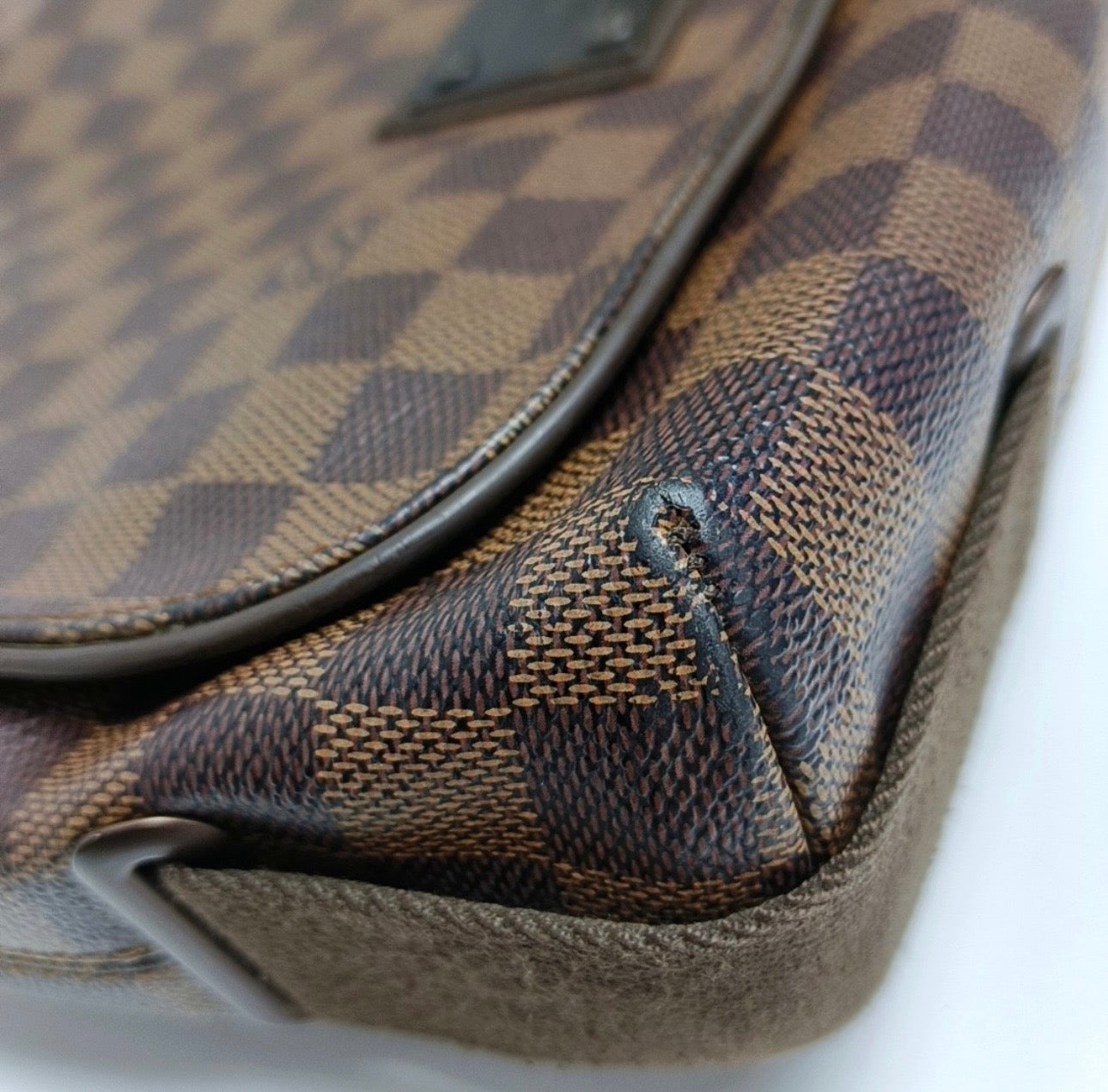 Louis Vuitton Damier Ebene Brooklyn MM Messenger Bag