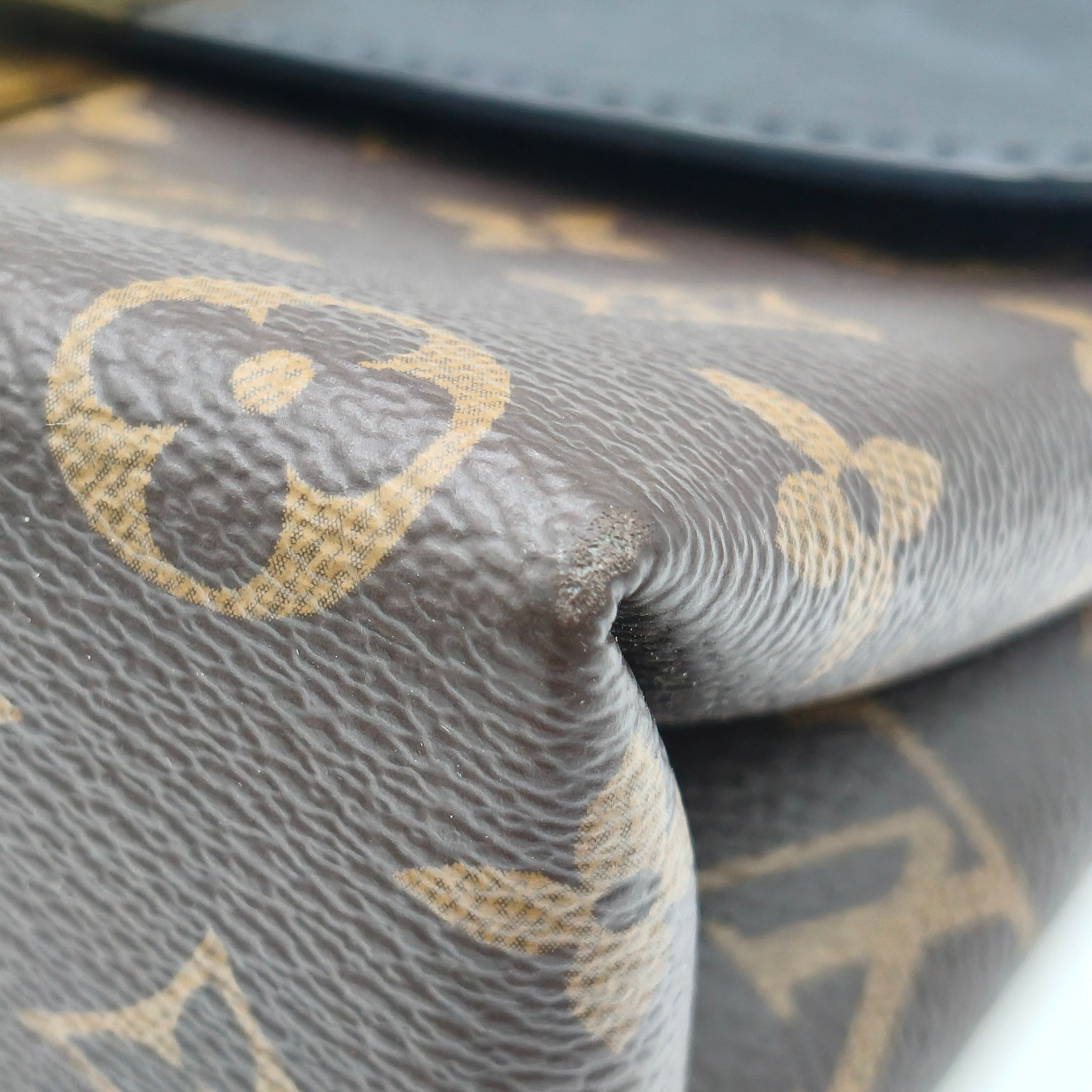 Louis Vuitton Locky BB