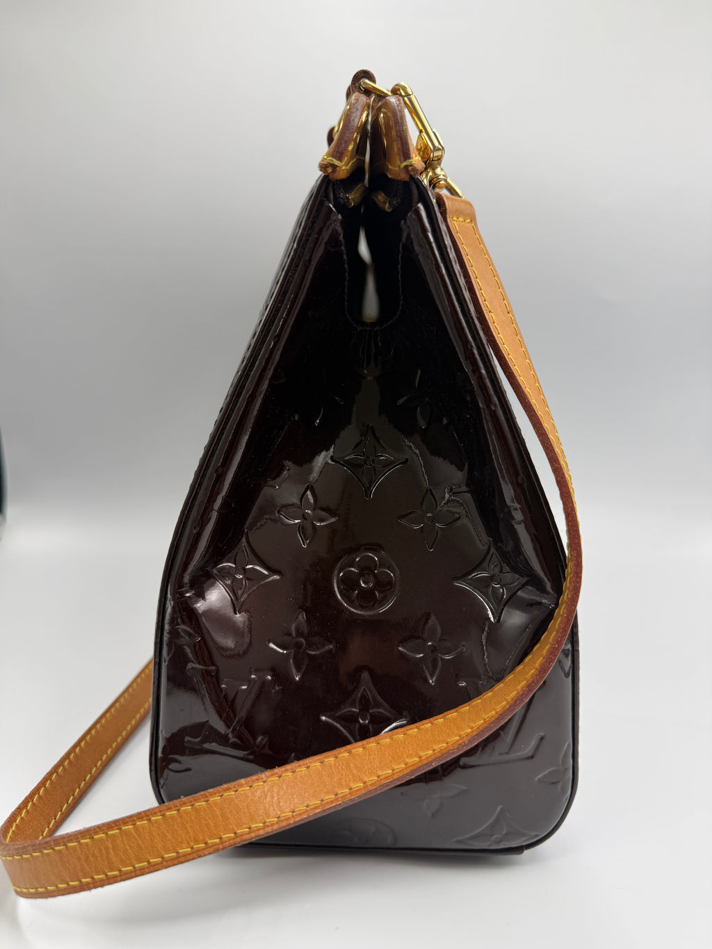 Louis Vuitton ( 2011 ) Brea MM Monogram Vernis Leather Bag – Burgundy
