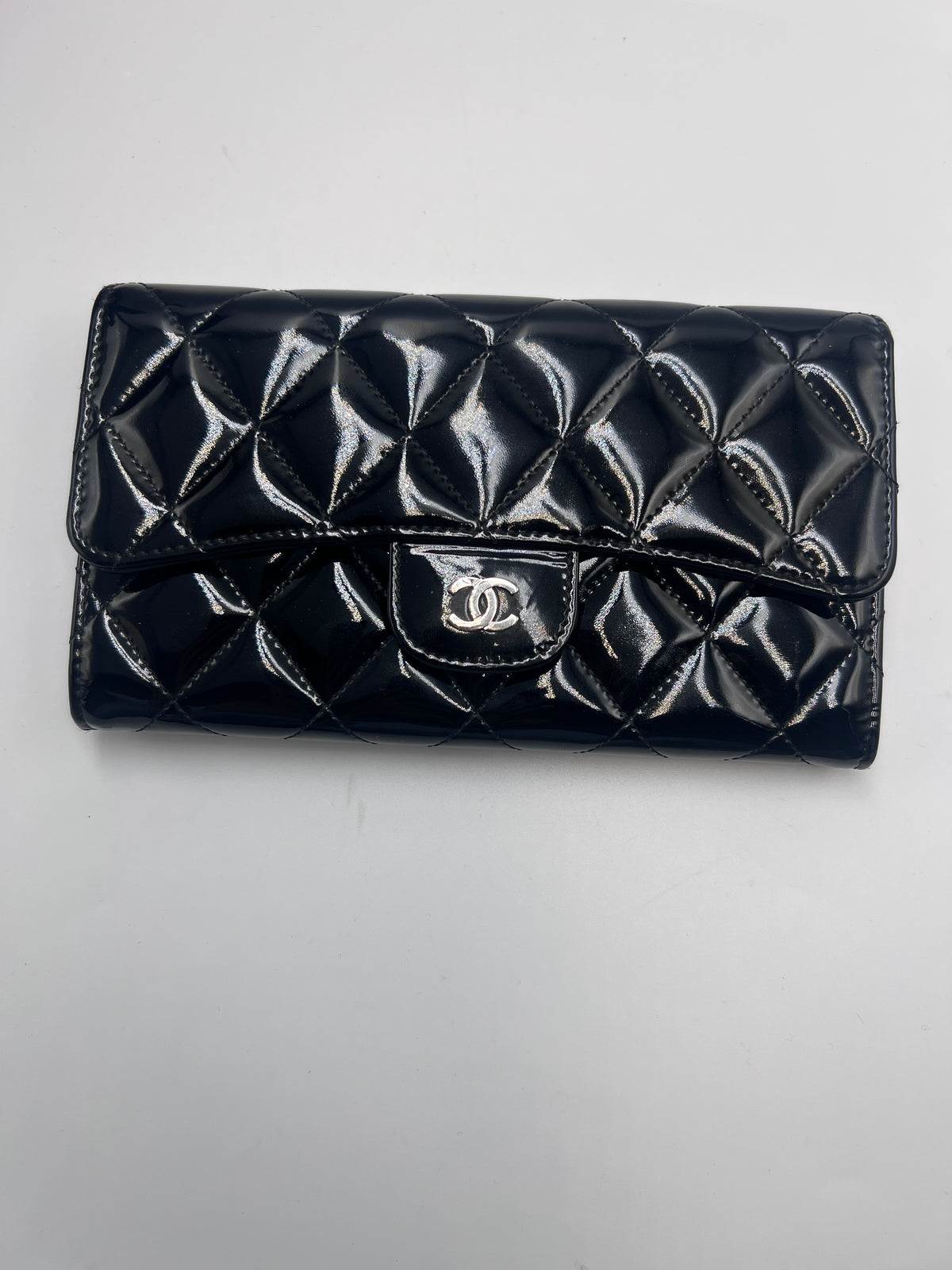 Chanel Classic Quilted Flap Wallet / Medium Wallet in Black Patent Leather with Silver Hardware