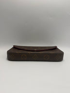 Louis Vuitton Félicie Pochette (CHIPPED) in Monogram Canvas - Preloved
