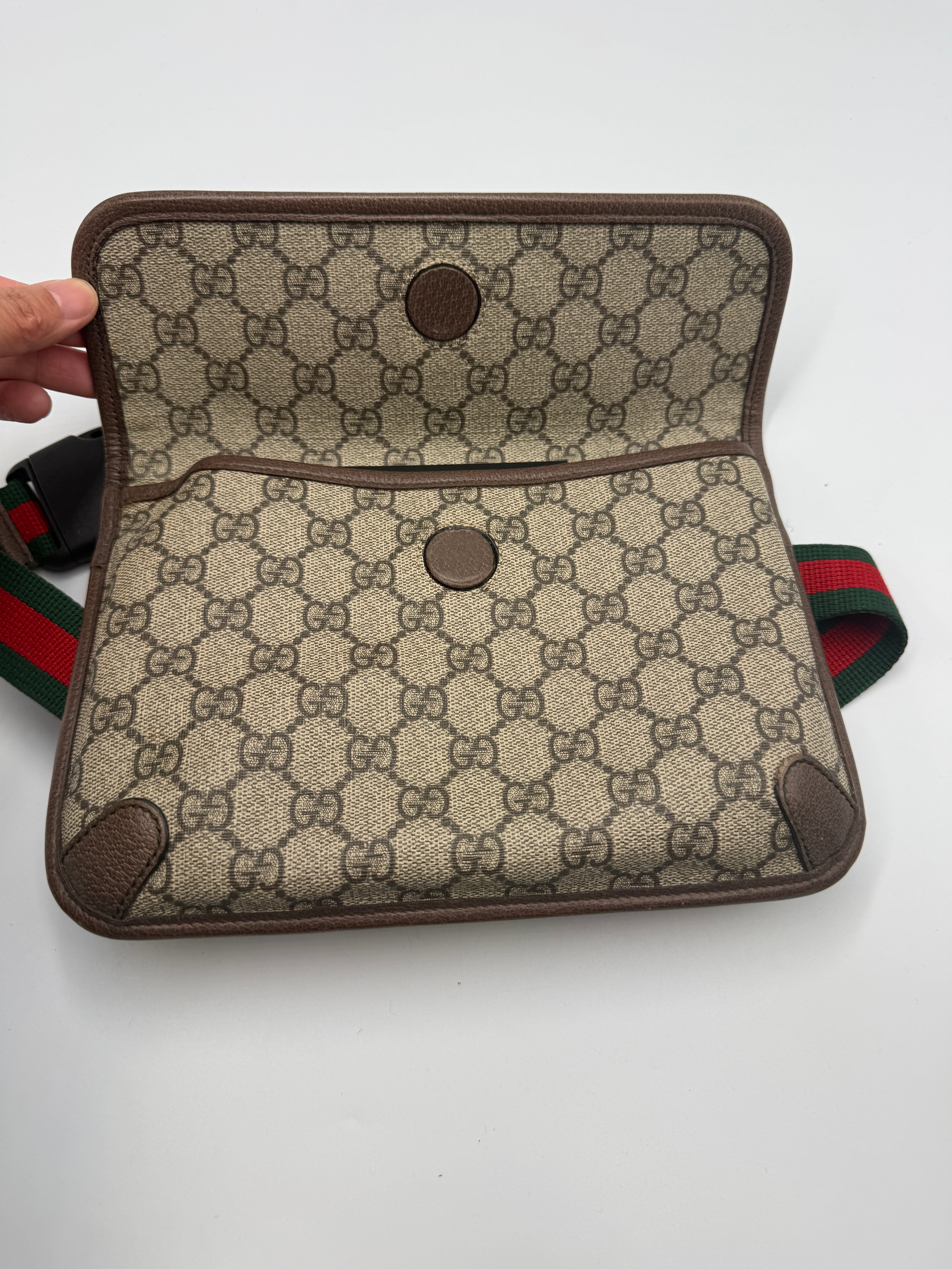 Gucci Neo Vintage GG Supreme Belt Bag – Beige/Ebony Canvas – Pre-owned Authentic Waist Bag