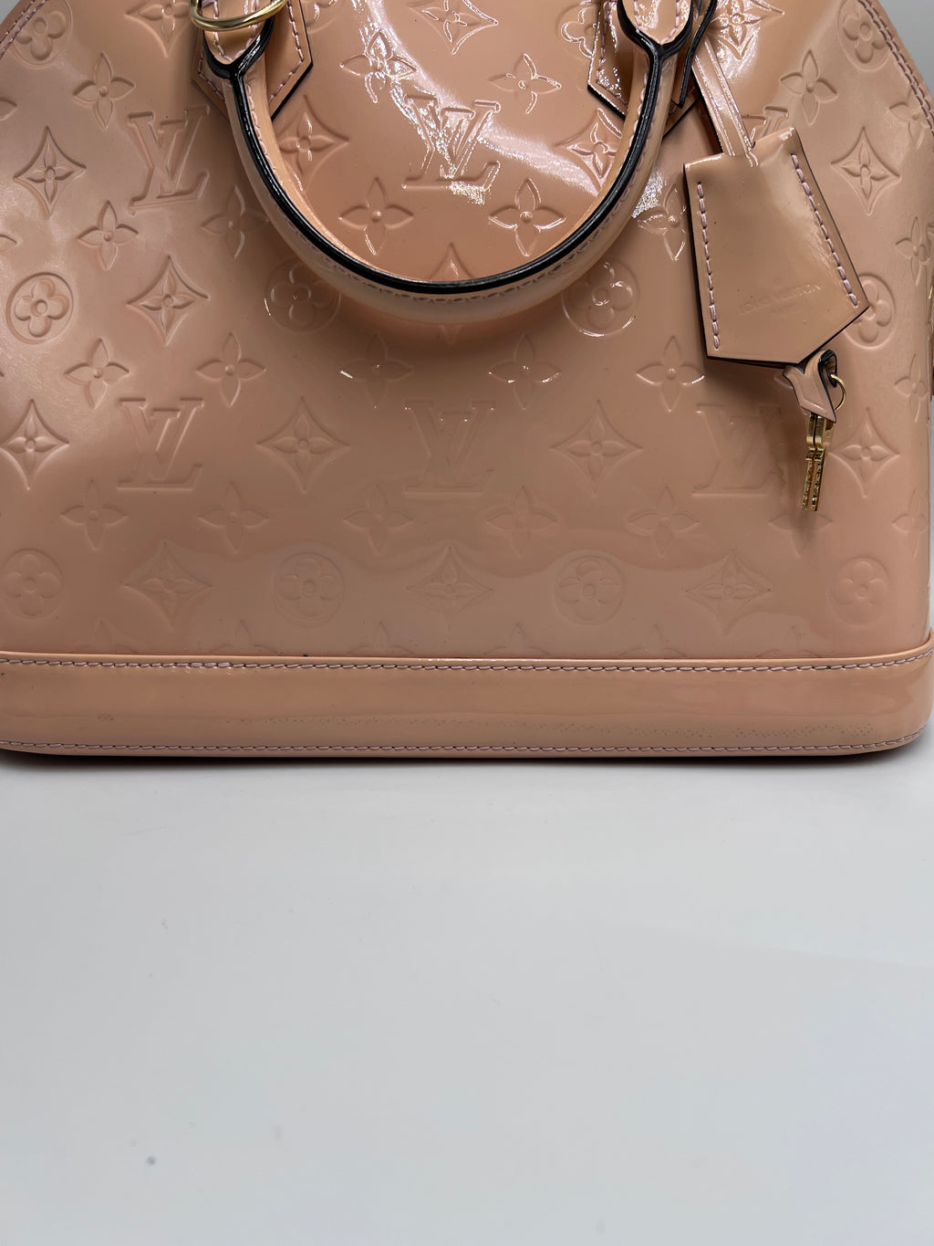 Louis Vuitton Monogram Vernis Alma PM (2015) In Beige