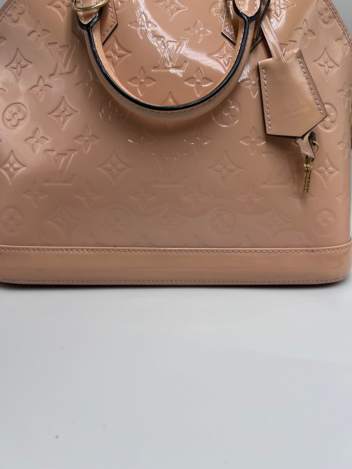 Louis Vuitton Monogram Vernis Alma PM (2015) In Beige