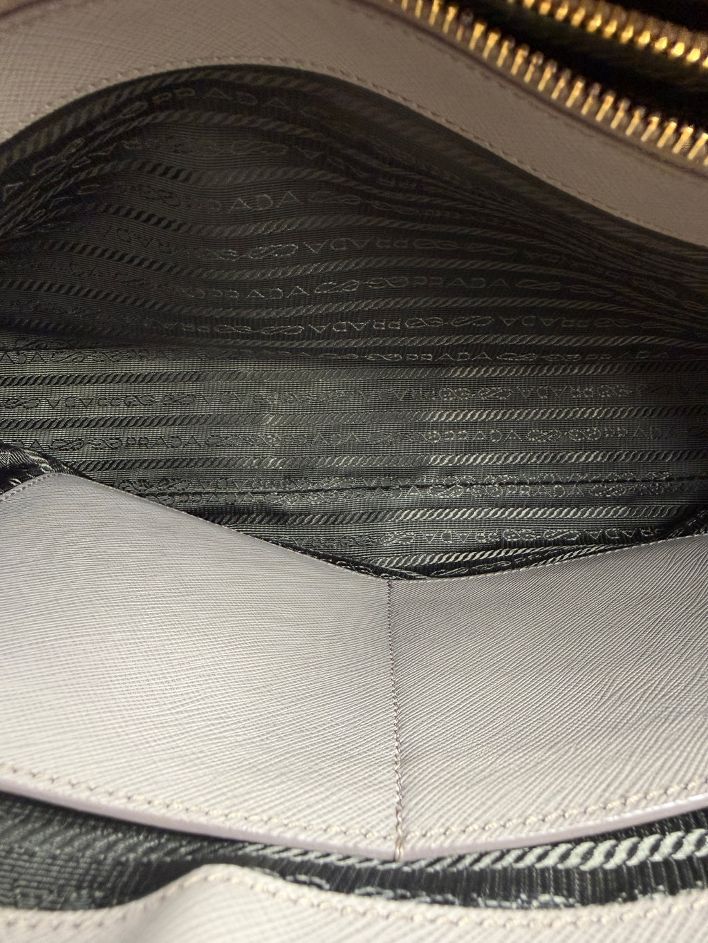 Prada Saffiano Lux Executive Tote in Argilla (Taupe / Grey)