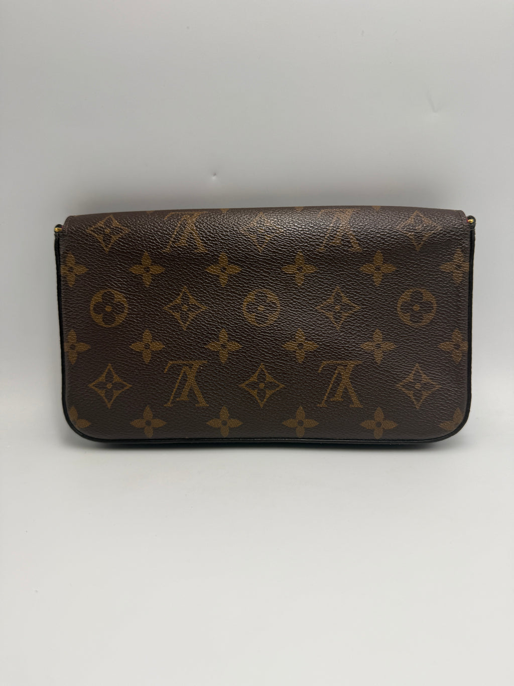 Louis Vuitton Félicie Pochette (CHIPPED) in Monogram Canvas - Preloved