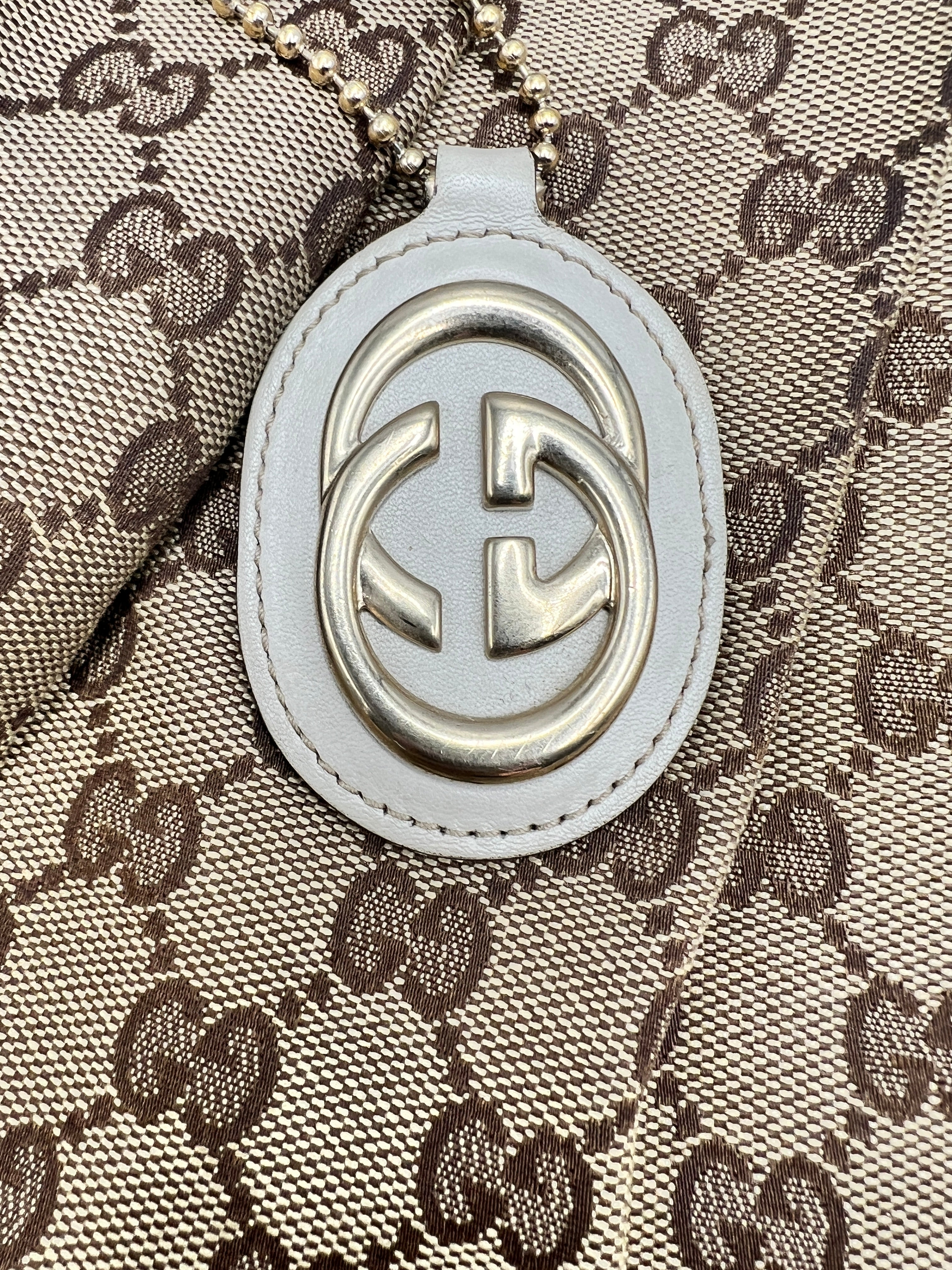 Gucci Sukey Shoulder Bag in GG Canvas with White Leather Trim
