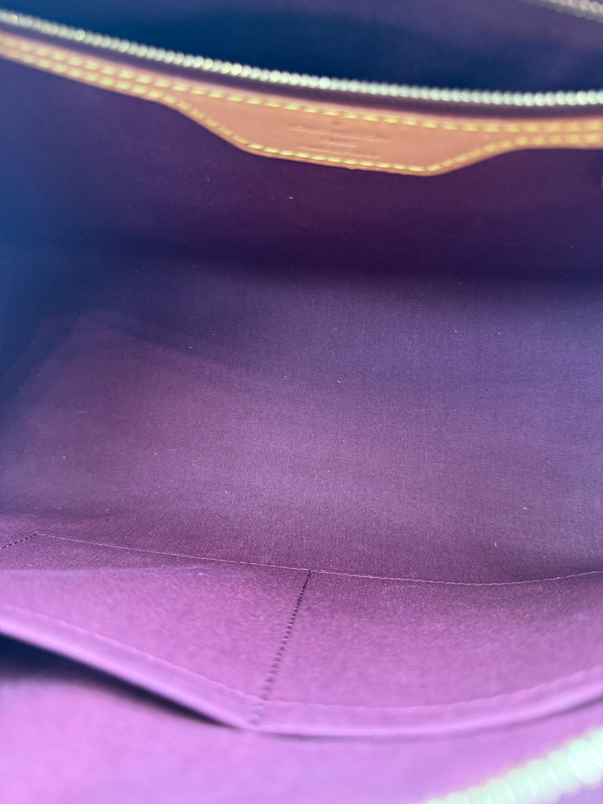 Louis Vuitton ( 2011 ) Brea MM Monogram Vernis Leather Bag – Cherry
