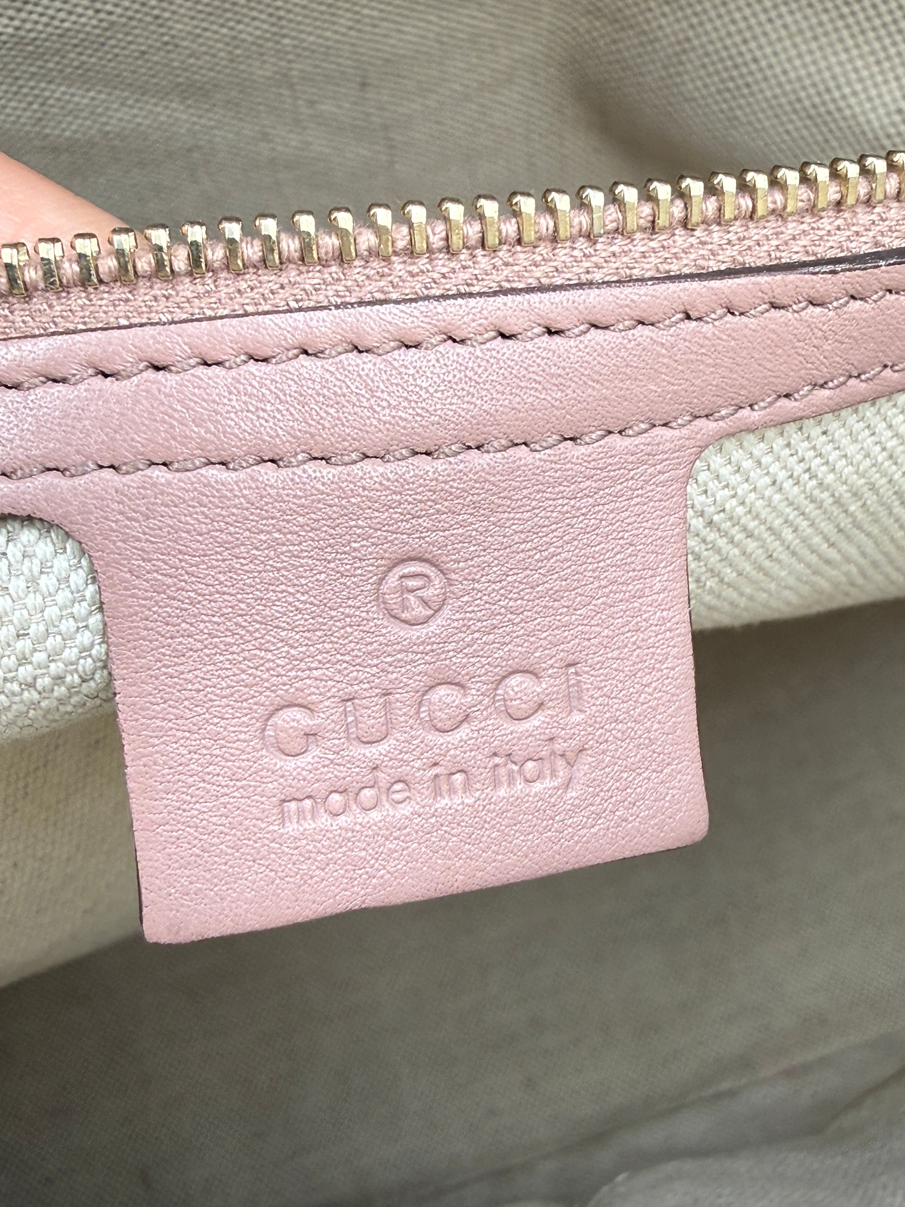 Gucci Microguccissima Patent Leather Dome Bag - Beige Nude