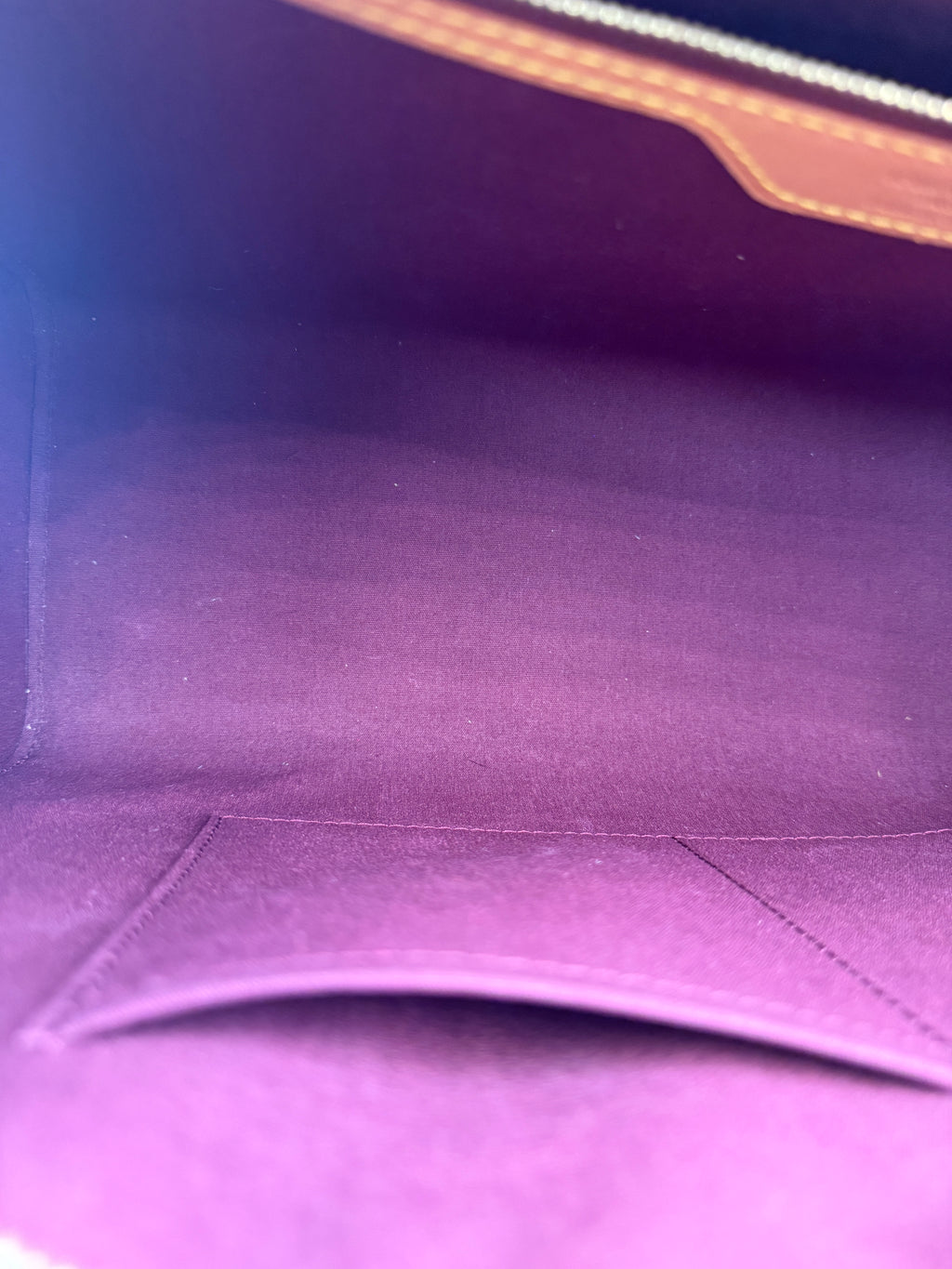 Louis Vuitton ( 2011 ) Brea MM Monogram Vernis Leather Bag – Cherry