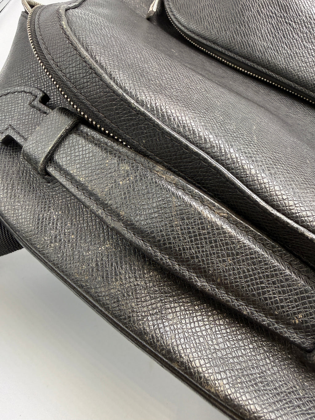 Louis Vuitton Anton Backpack in Ardoise / Noir Taiga Leather