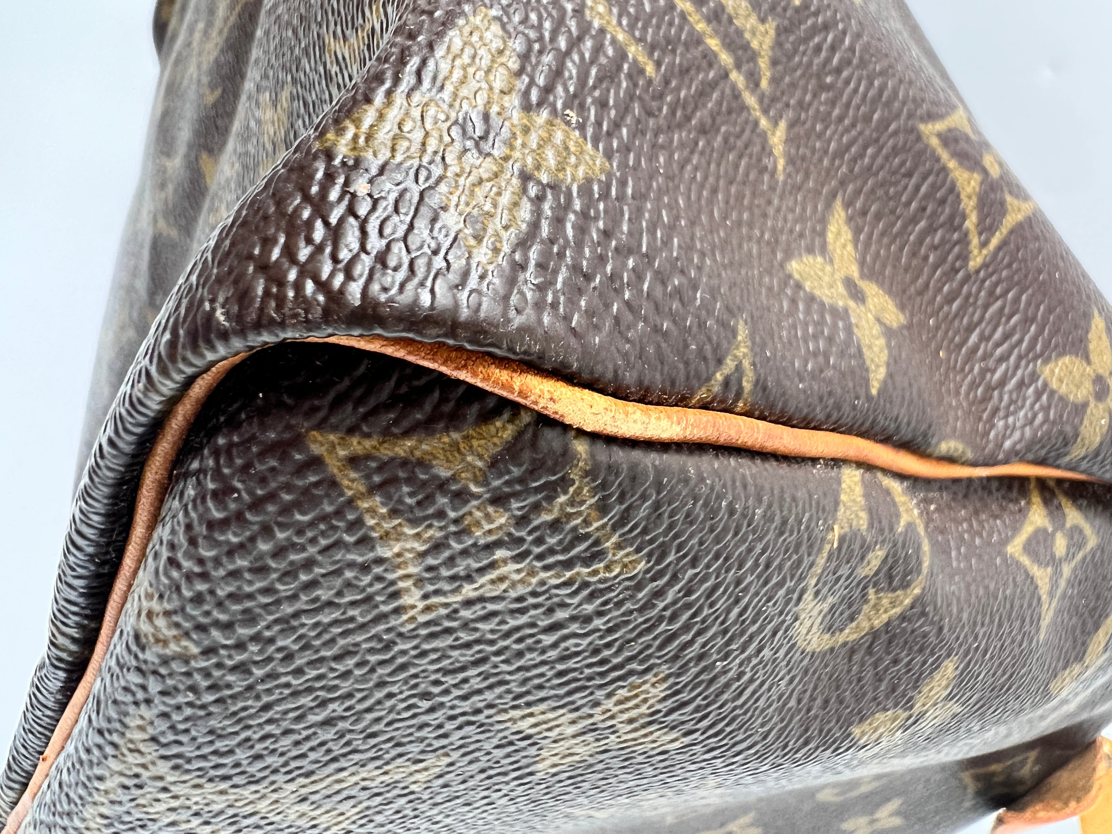 Louis Vuitton (1996) Speedy 30 Monogram Duffle Bag