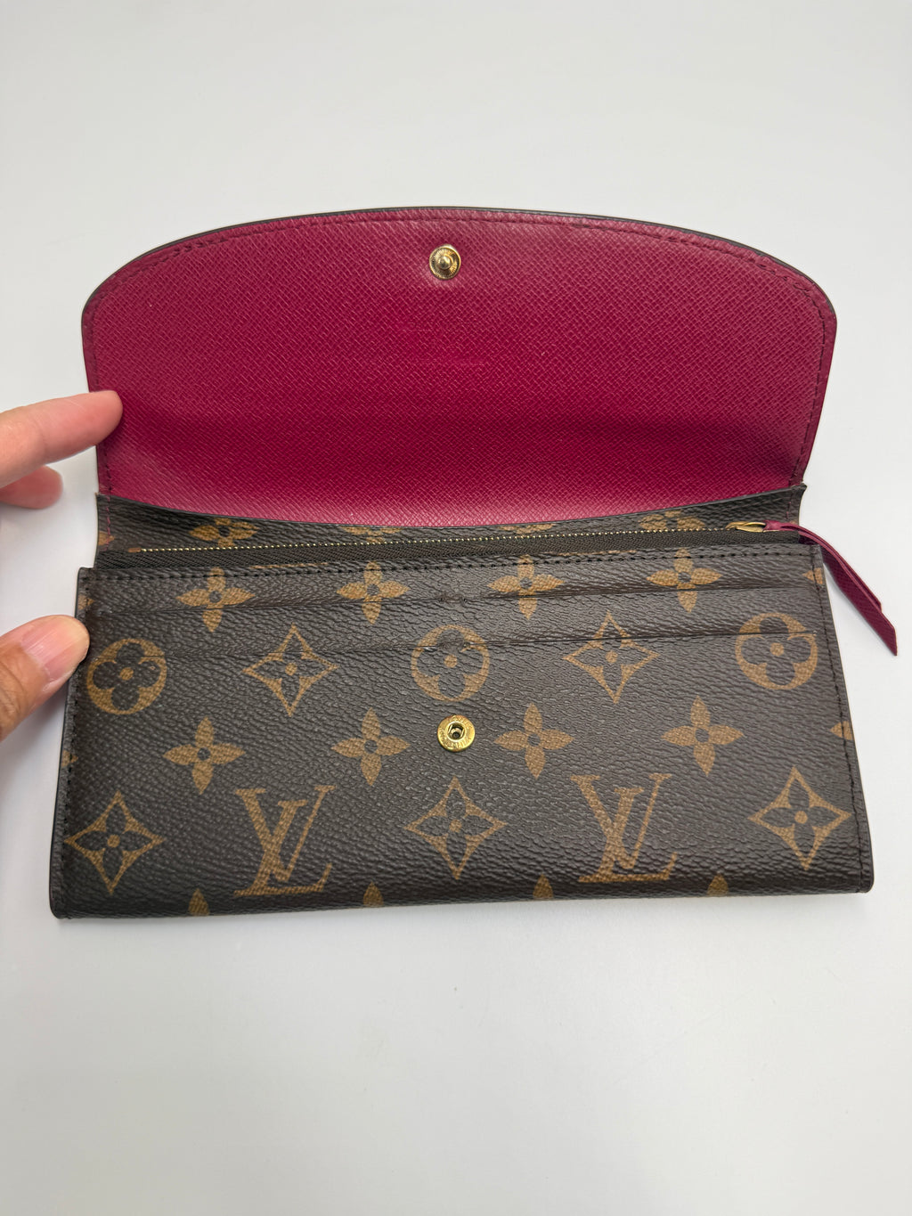 Pre-owned (Red) Louis Vuitton Monogram Zippy Wallet - Classic Long Wallet
