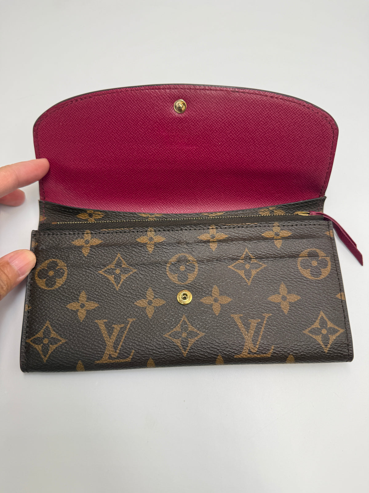 Pre-owned (Red) Louis Vuitton Monogram Zippy Wallet - Classic Long Wallet