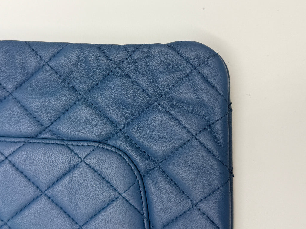 Chanel Navy Blue Quilted Lambskin CC Zip Pouch Clutch Bag