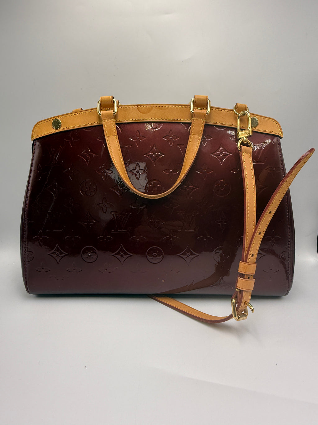 Louis Vuitton ( 2011 ) Brea MM Monogram Vernis Leather Bag – Cherry
