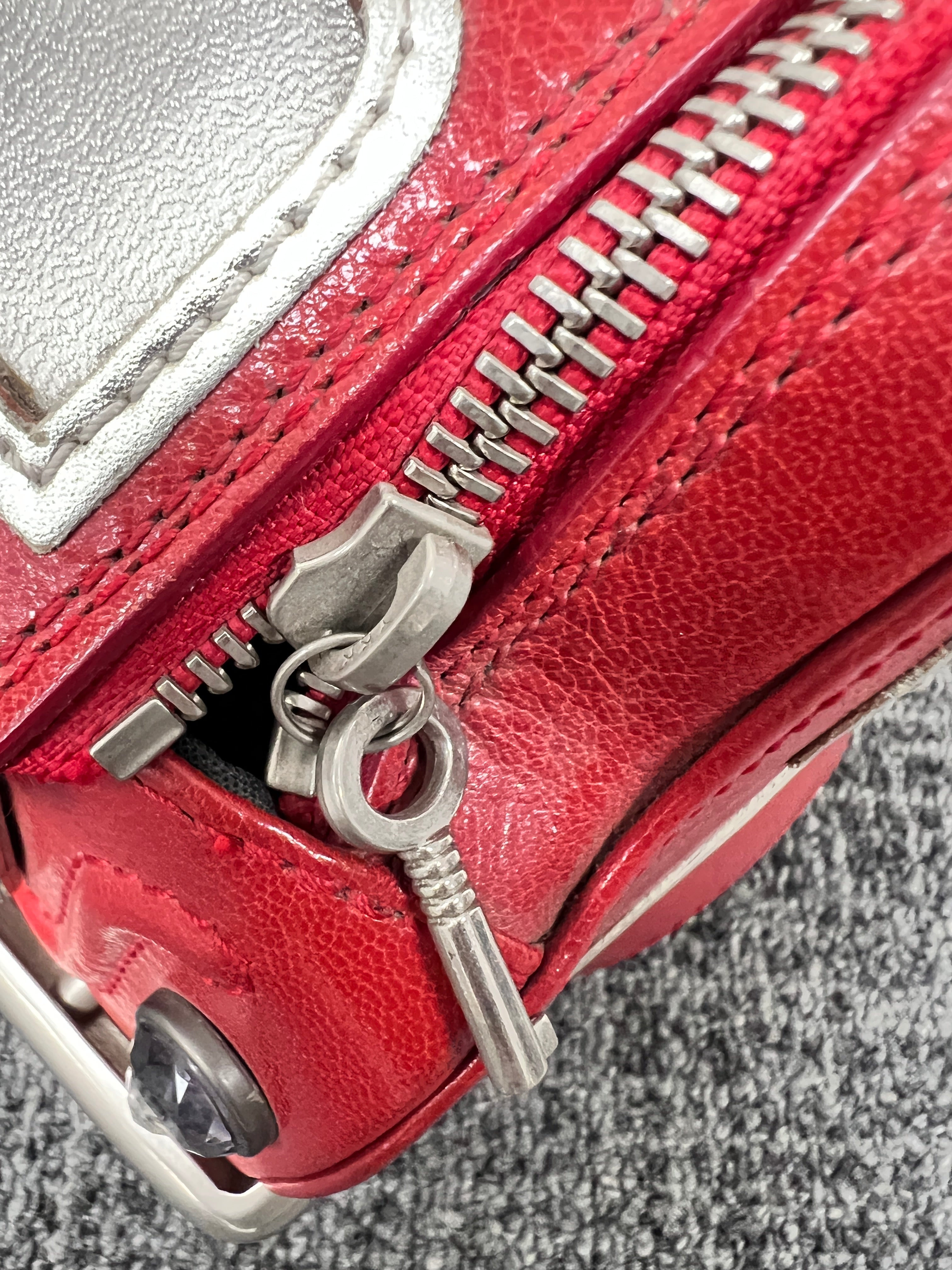 Ultra-Rare Braccialini Temi Red Leather Car Handbag – Limited Edition 1 of 10 Worldwide