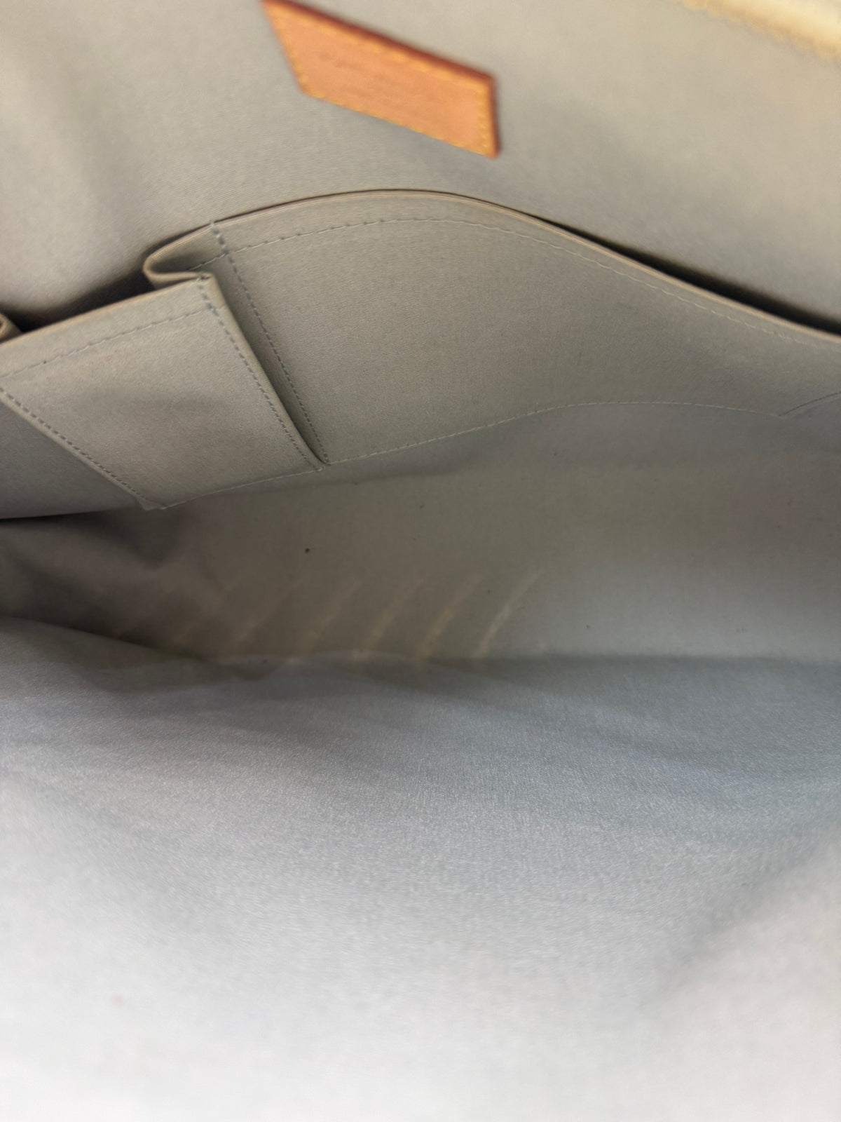 Louis Vuitton Monogram Vernis Houston Tote Bag in Pearl / Yellow