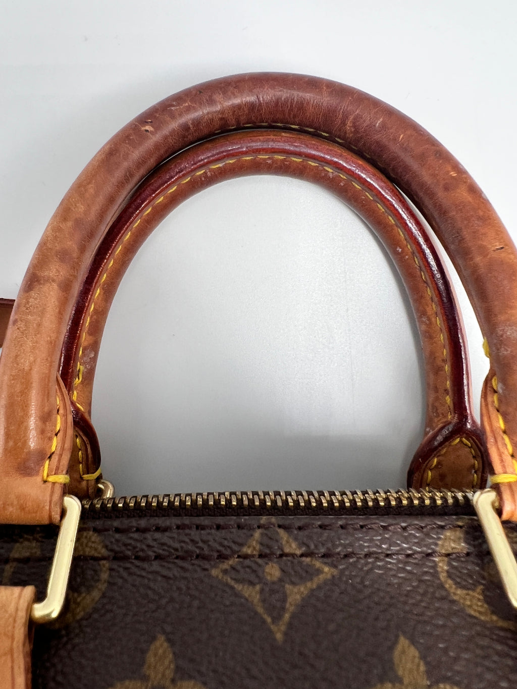 Louis Vuitton Speedy 25 (2000) Monogram Duffle Bag
