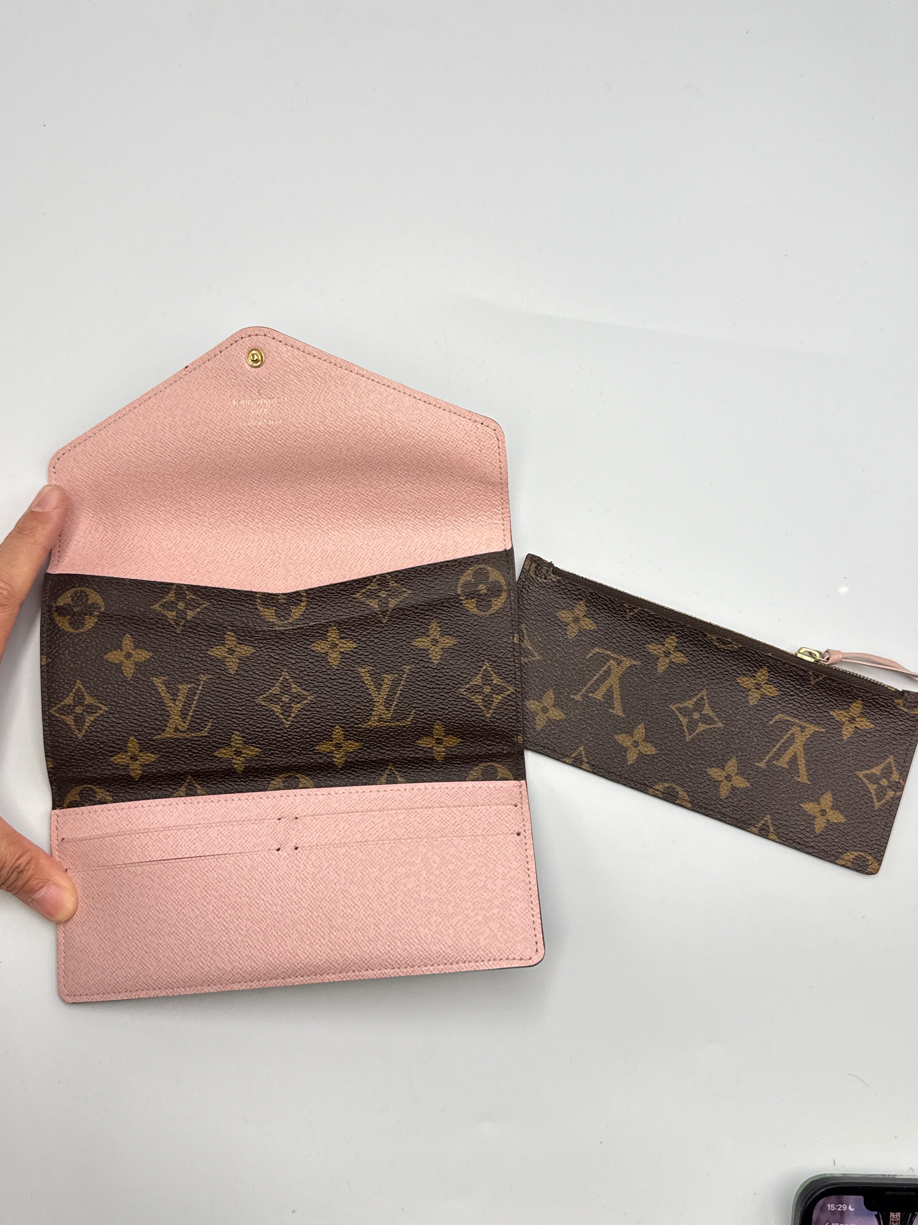 Pre-owned Louis Vuitton Rose Ballerine Monogram Zippy Wallet - Classic Long Wallet