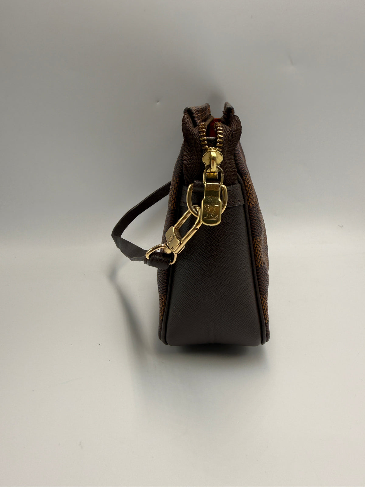 Louis Vuitton Vintage Pochette Accessoires / Navona in Damier Ebene Canvas