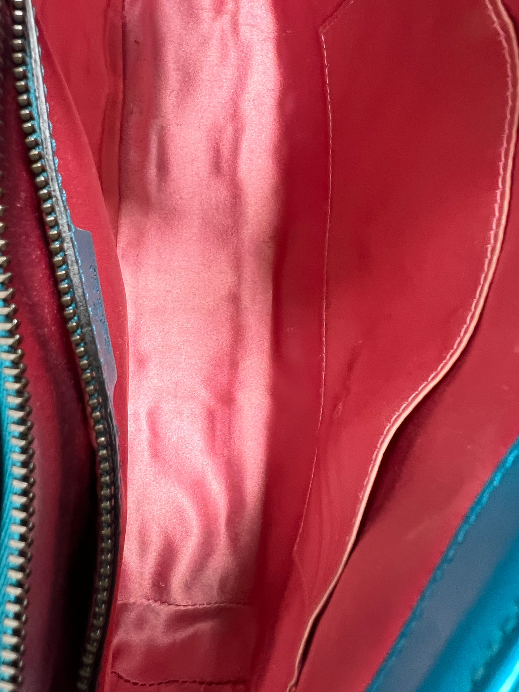 Gucci GG Marmont Large Matelassé Shoulder Bag