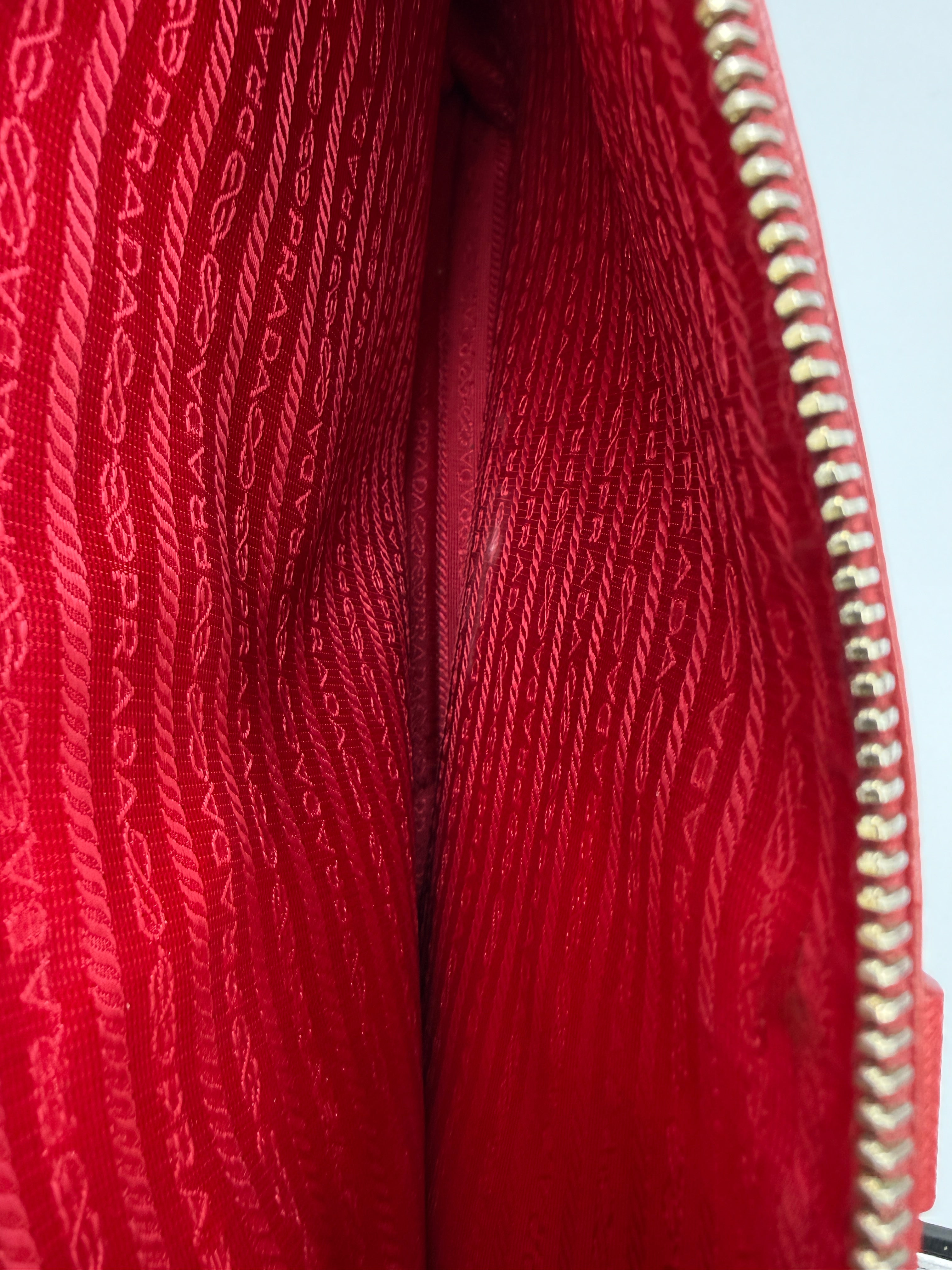Prada Saffiano Lux Galleria Tote Bag - Red Leather (Pre-owned)