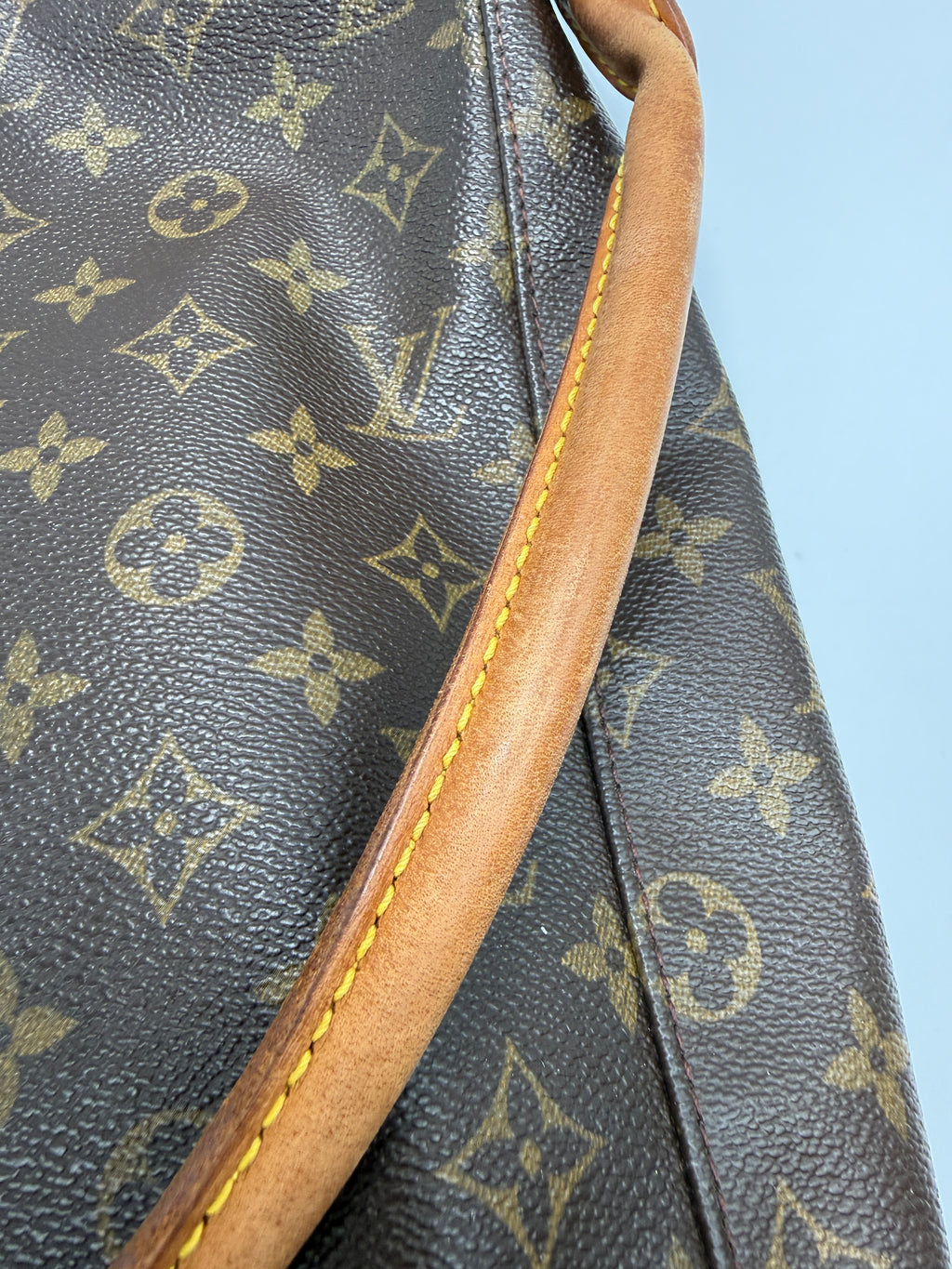 Louis Vuitton Vintage Loop (Vavin/Loop Shoulder Bag) GM in Monogram Canvas