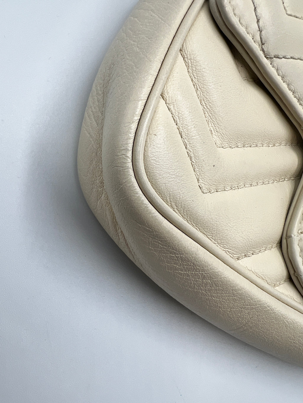Gucci GG Marmont Super Mini Shoulder Bag Beige Matelassé Leather