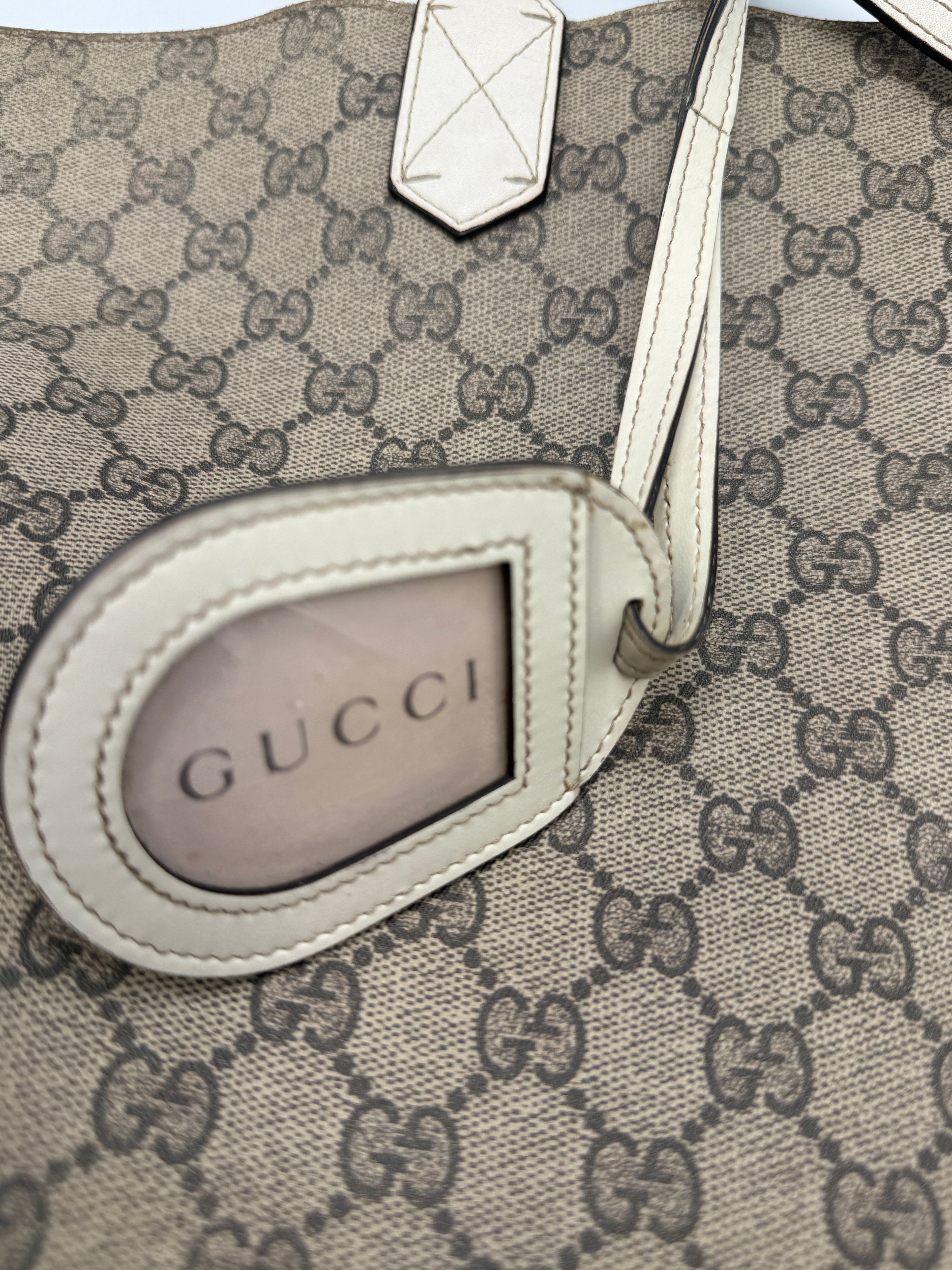 Gucci GG Supreme Canvas Reversible Tote Bag Beige/Ebony with White Leather Trim