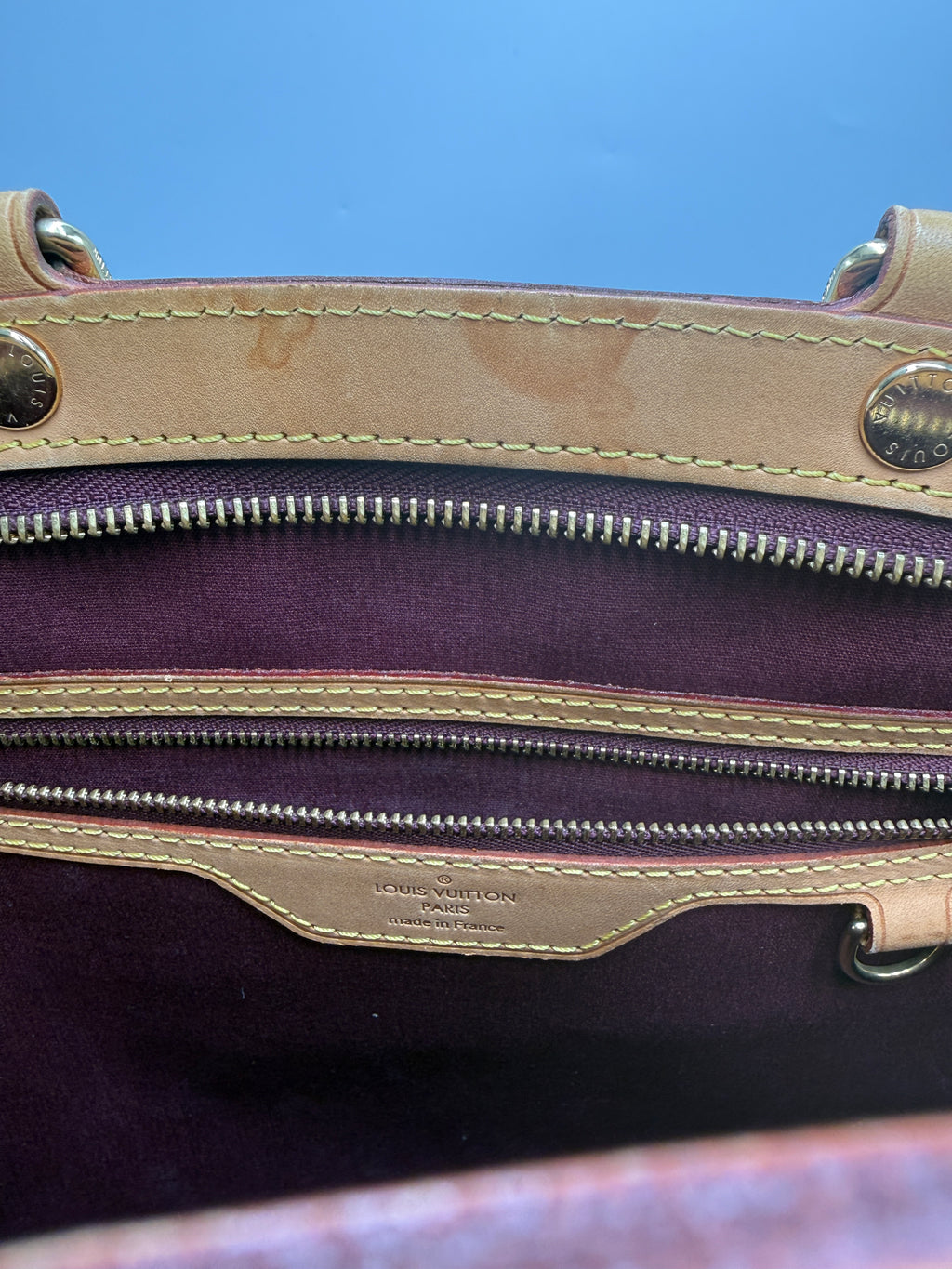 Louis Vuitton ( 2011 ) Brea MM Monogram Vernis Leather Bag – Cherry
